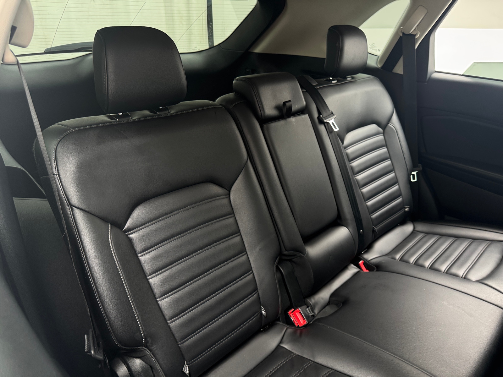 Thumbnail: 2022 Ford Edge - 5