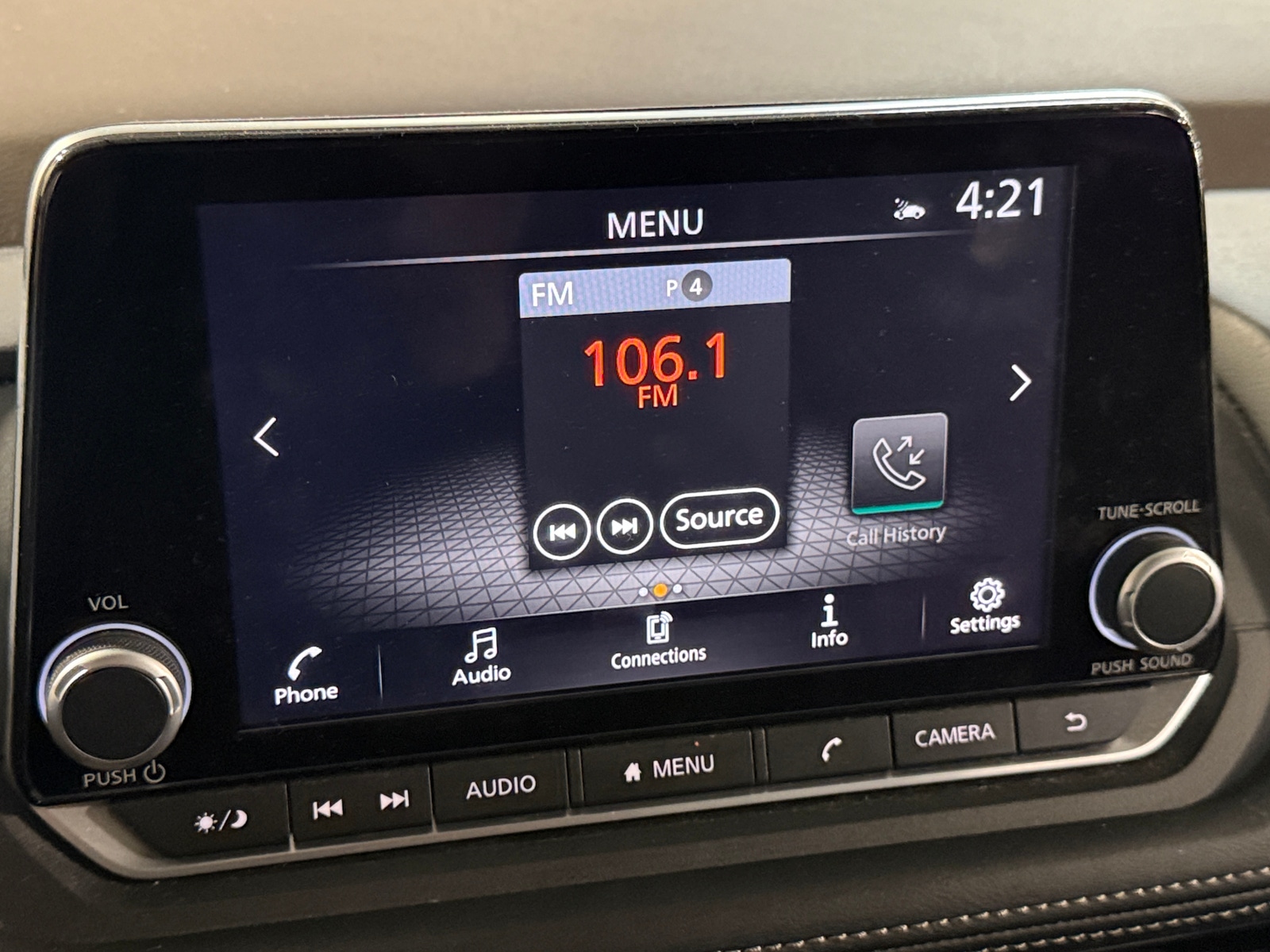 Thumbnail: 2023 Nissan Rogue - 4