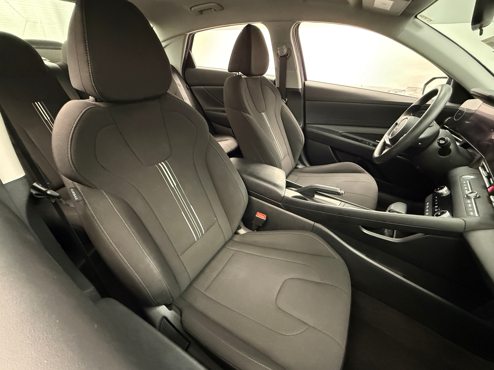 Thumbnail: 2024 Hyundai Elantra - 2