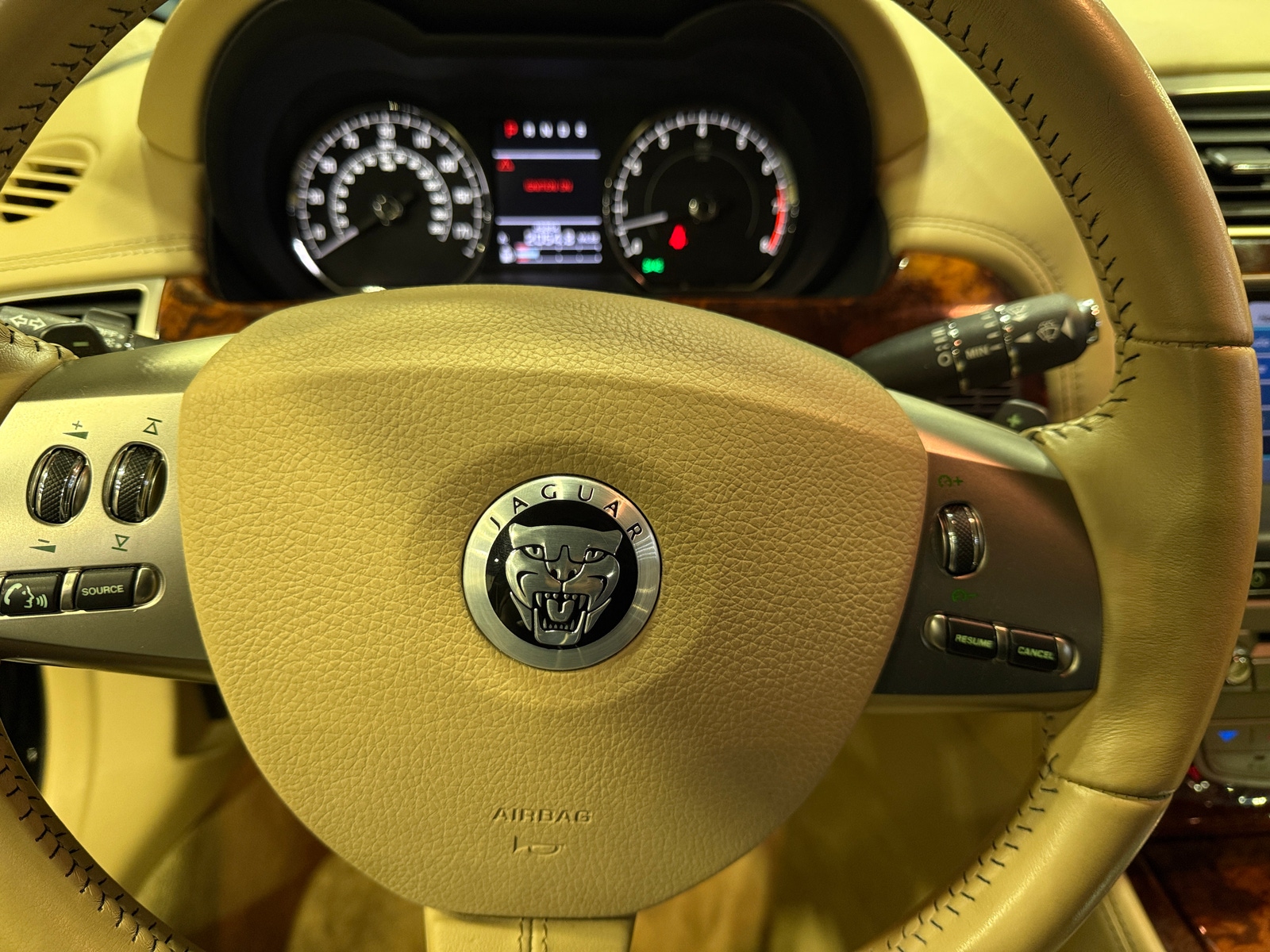 Thumbnail: 2010 Jaguar XK - 3