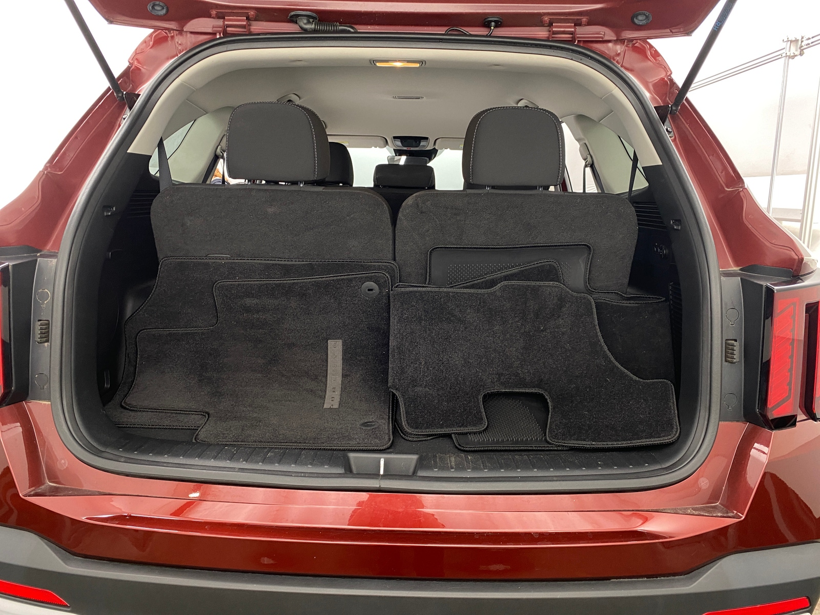 Thumbnail: 2024 Kia Sorento - 7