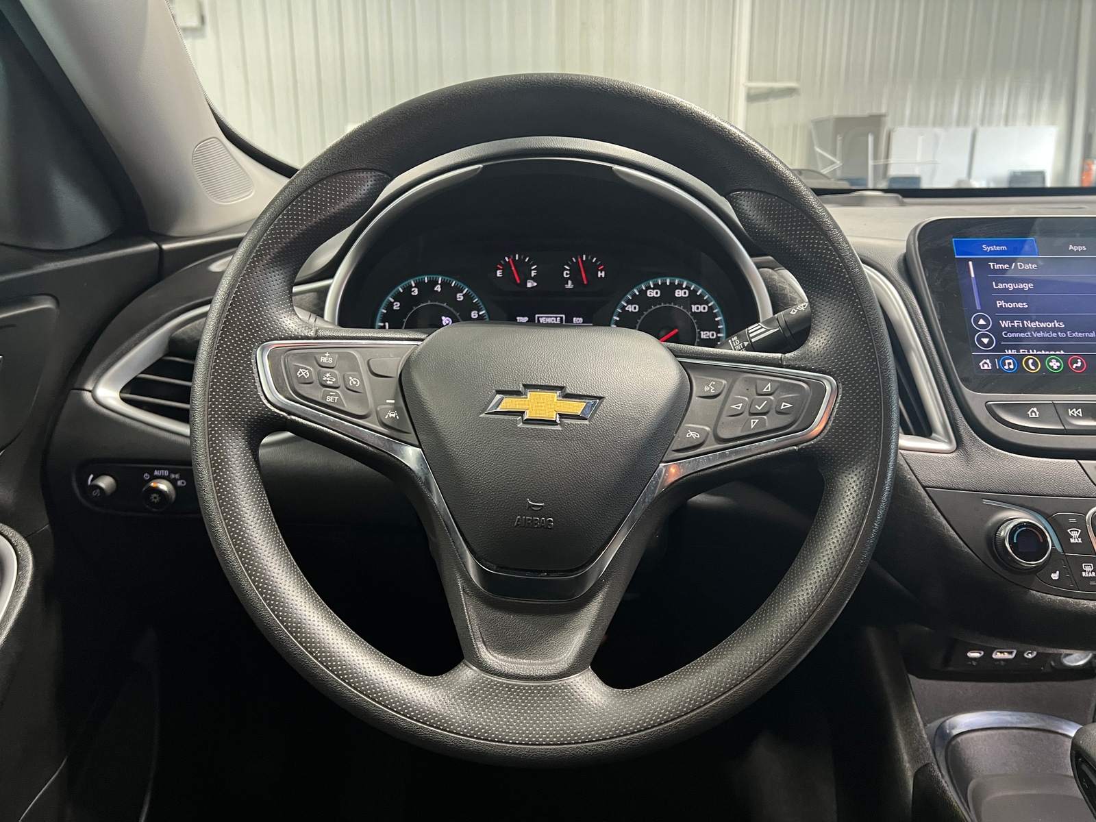 Thumbnail: 2024 Chevrolet Malibu - 5