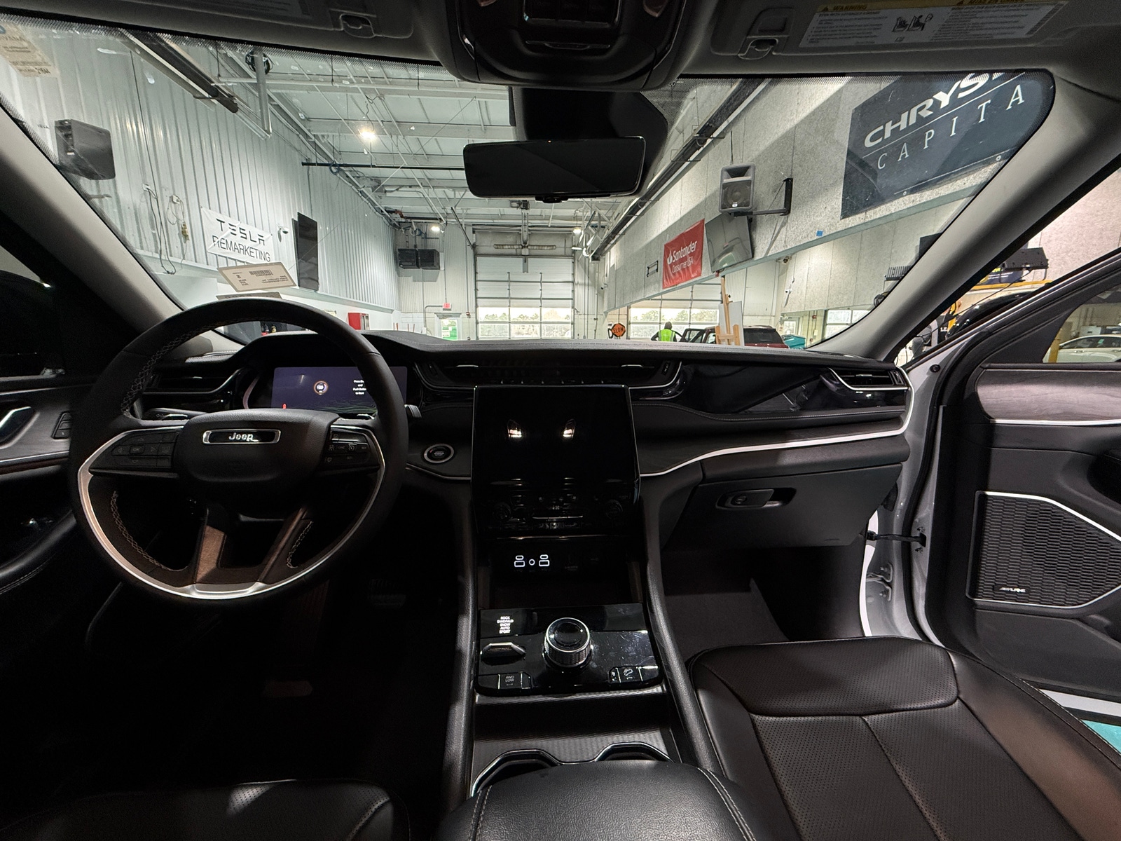 Thumbnail: 2023 Jeep Grand Cherokee - 2