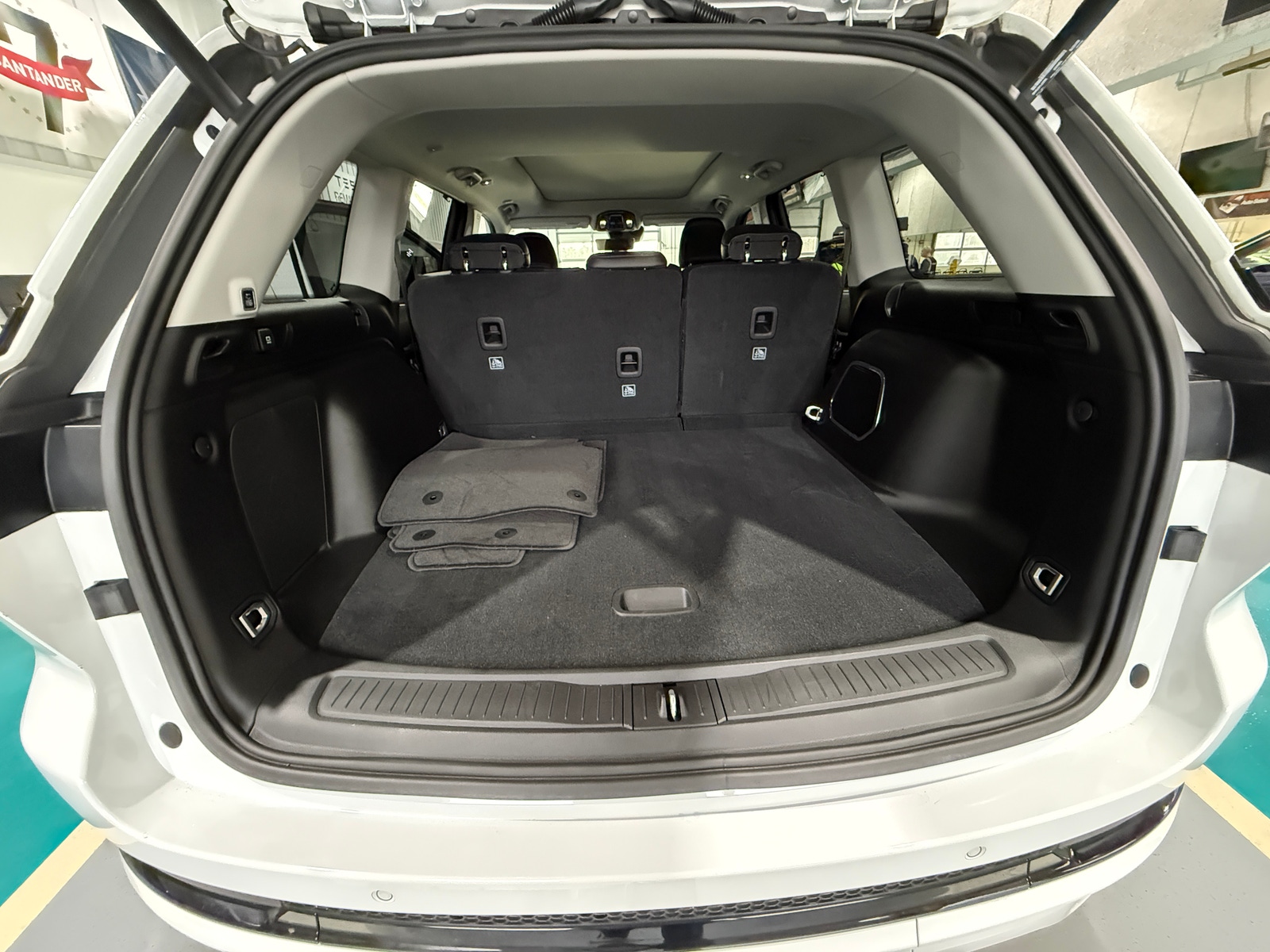 Thumbnail: 2023 Jeep Grand Cherokee - 6