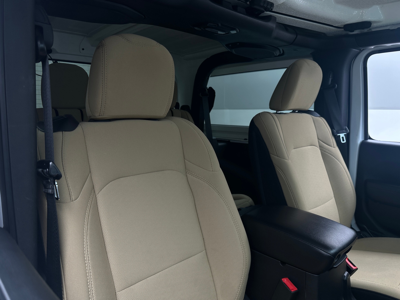 Thumbnail: 2019 Jeep Wrangler - 2