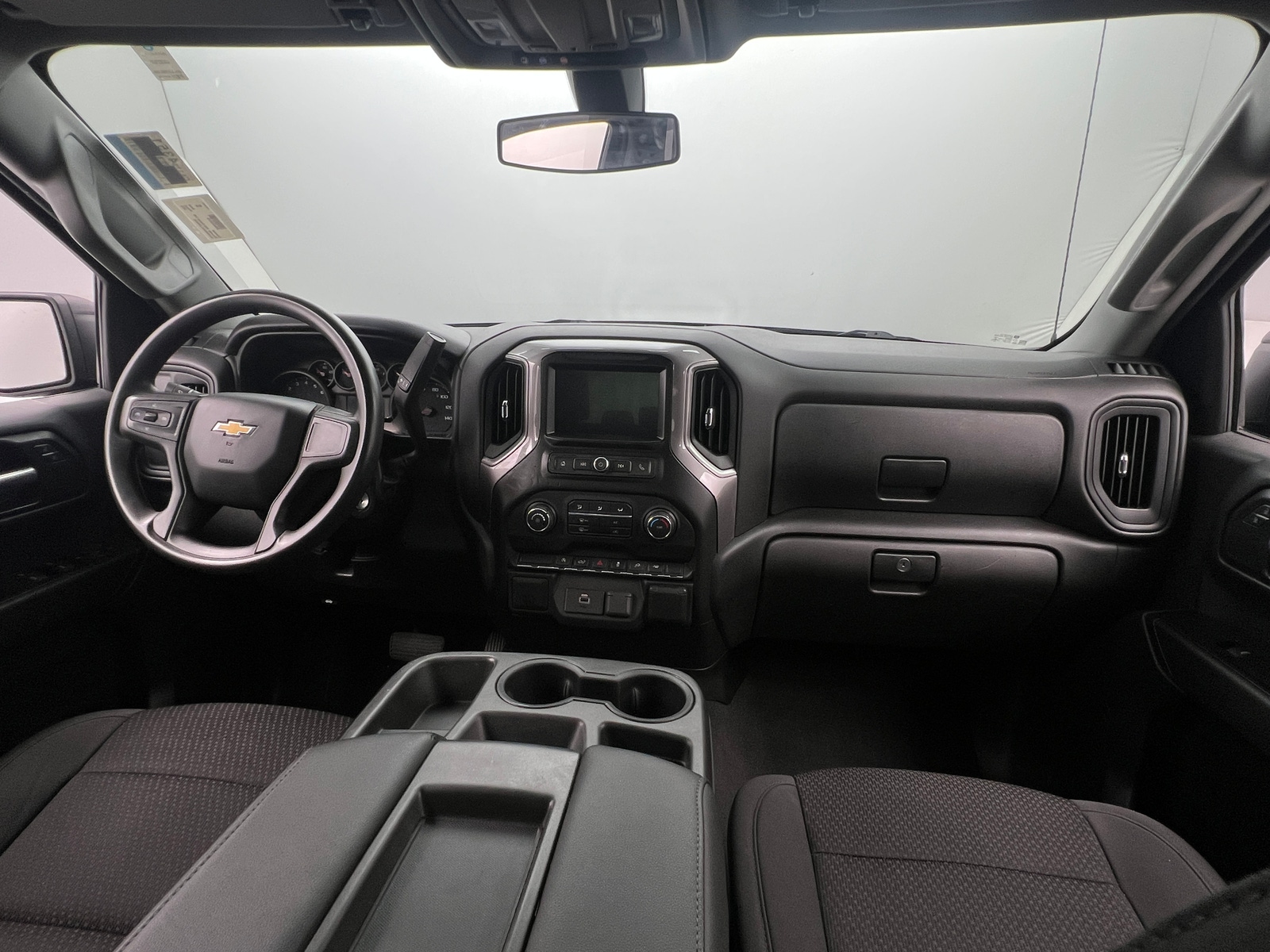 Thumbnail: 2020 Chevrolet Silverado 1500 - 3