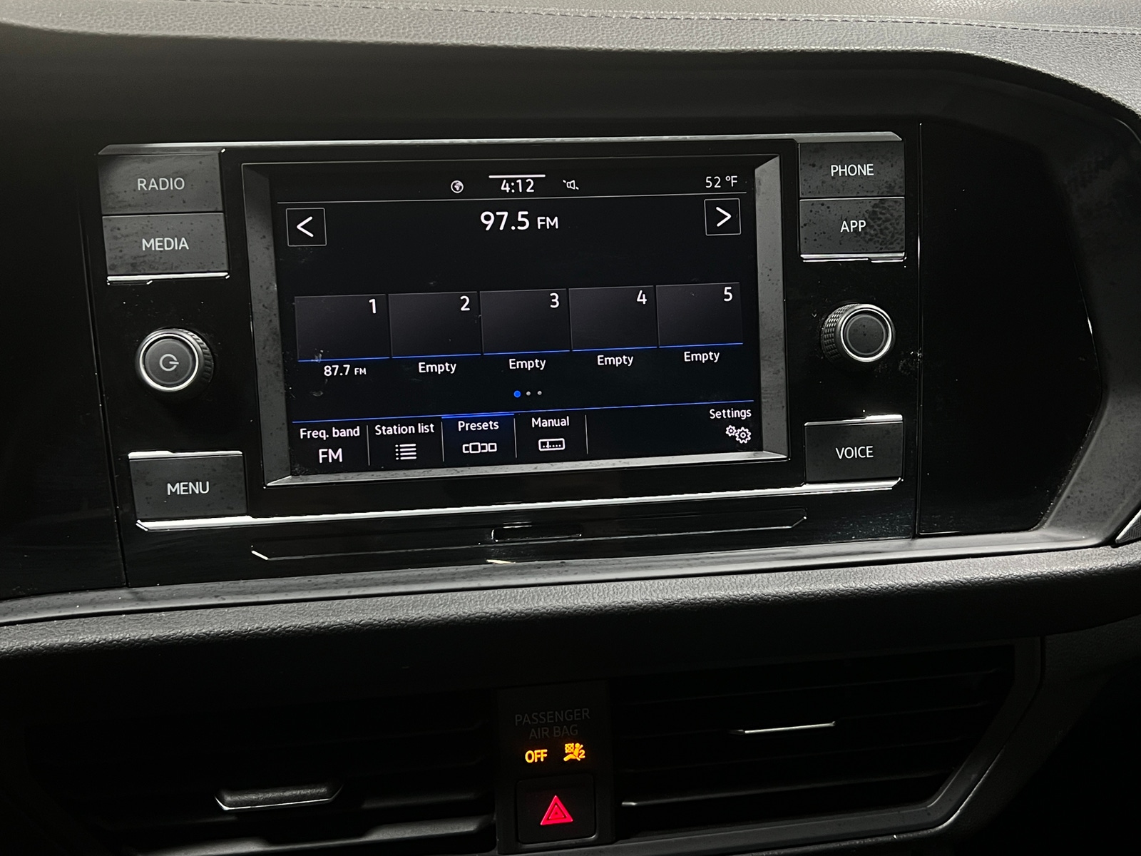 Thumbnail: 2020 Volkswagen Jetta - 3