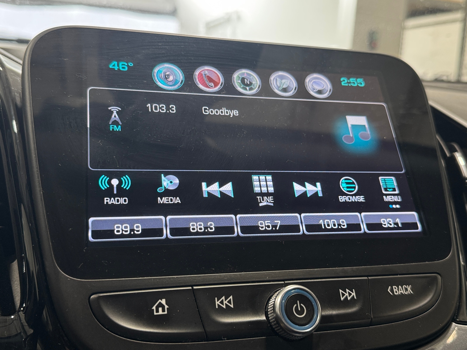 Thumbnail: 2017 Chevrolet Volt - 4