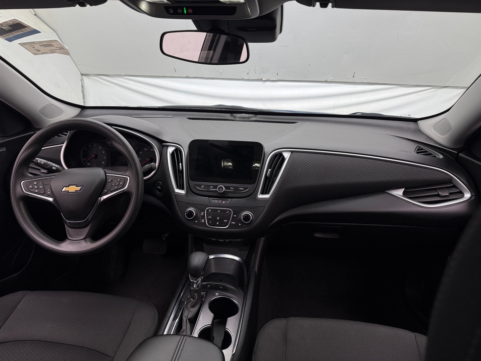 Thumbnail: 2024 Chevrolet Malibu - 3