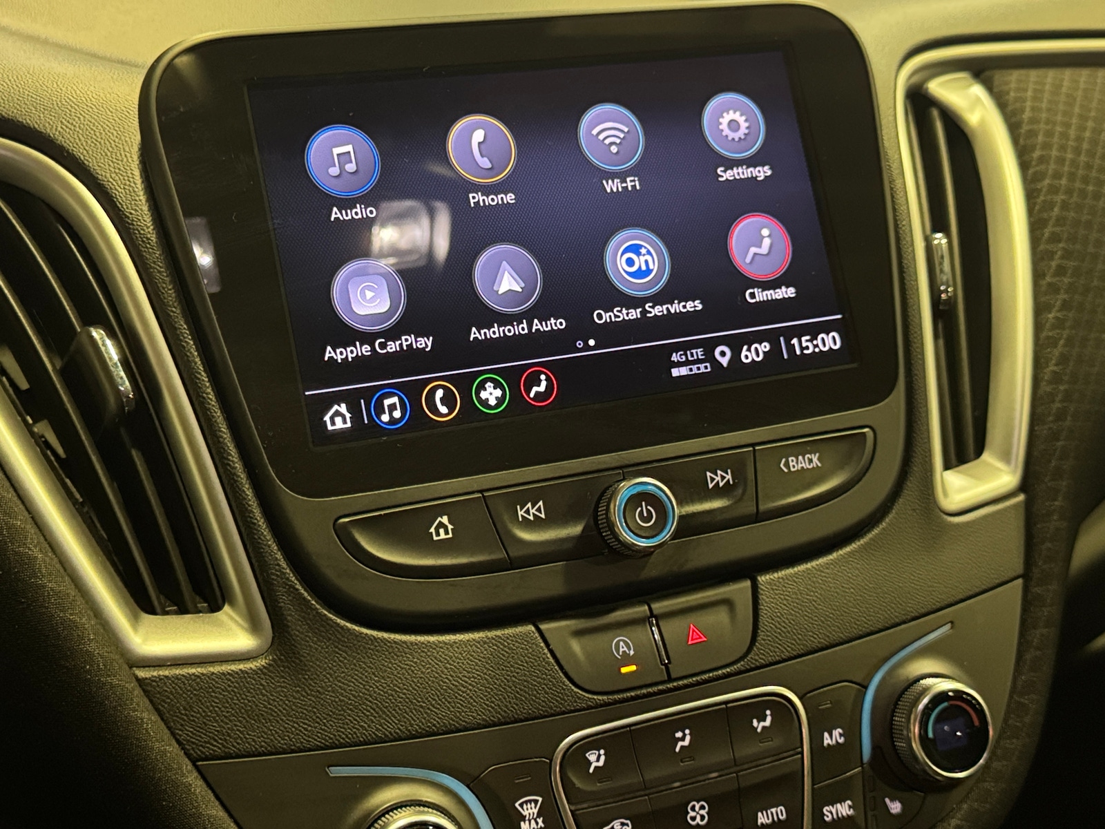 Thumbnail: 2024 Chevrolet Malibu - 4