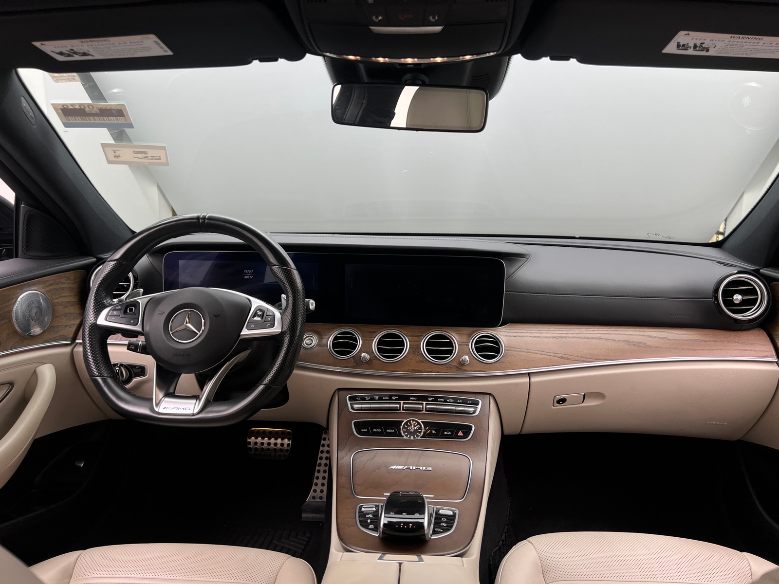 Thumbnail: 2018 Mercedes-Benz E-Class - 2