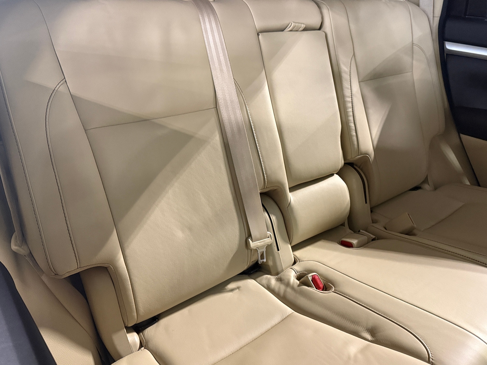 Thumbnail: 2018 Toyota Highlander - 5