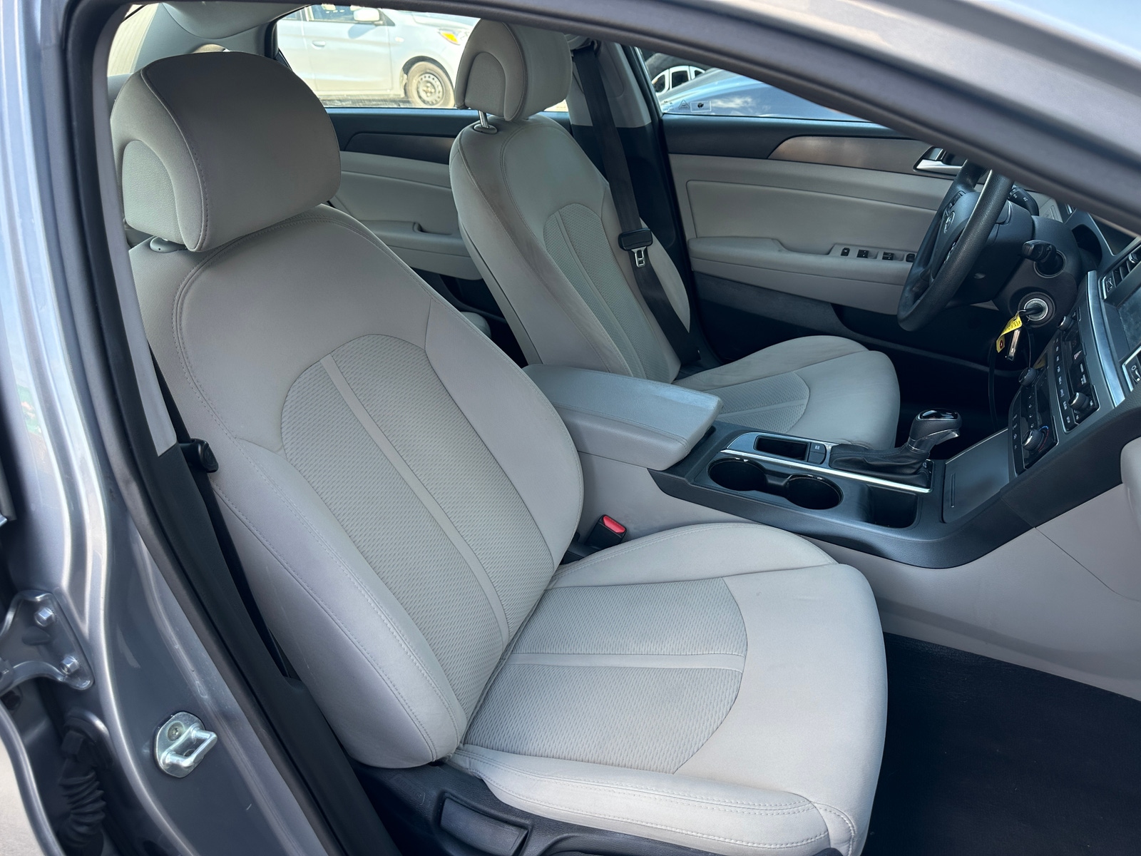 Thumbnail: 2016 Hyundai Sonata - 2