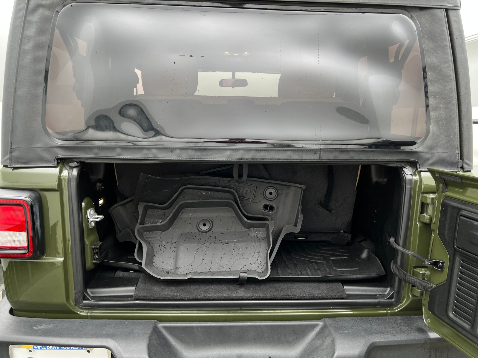 Thumbnail: 2023 Jeep Wrangler - 7