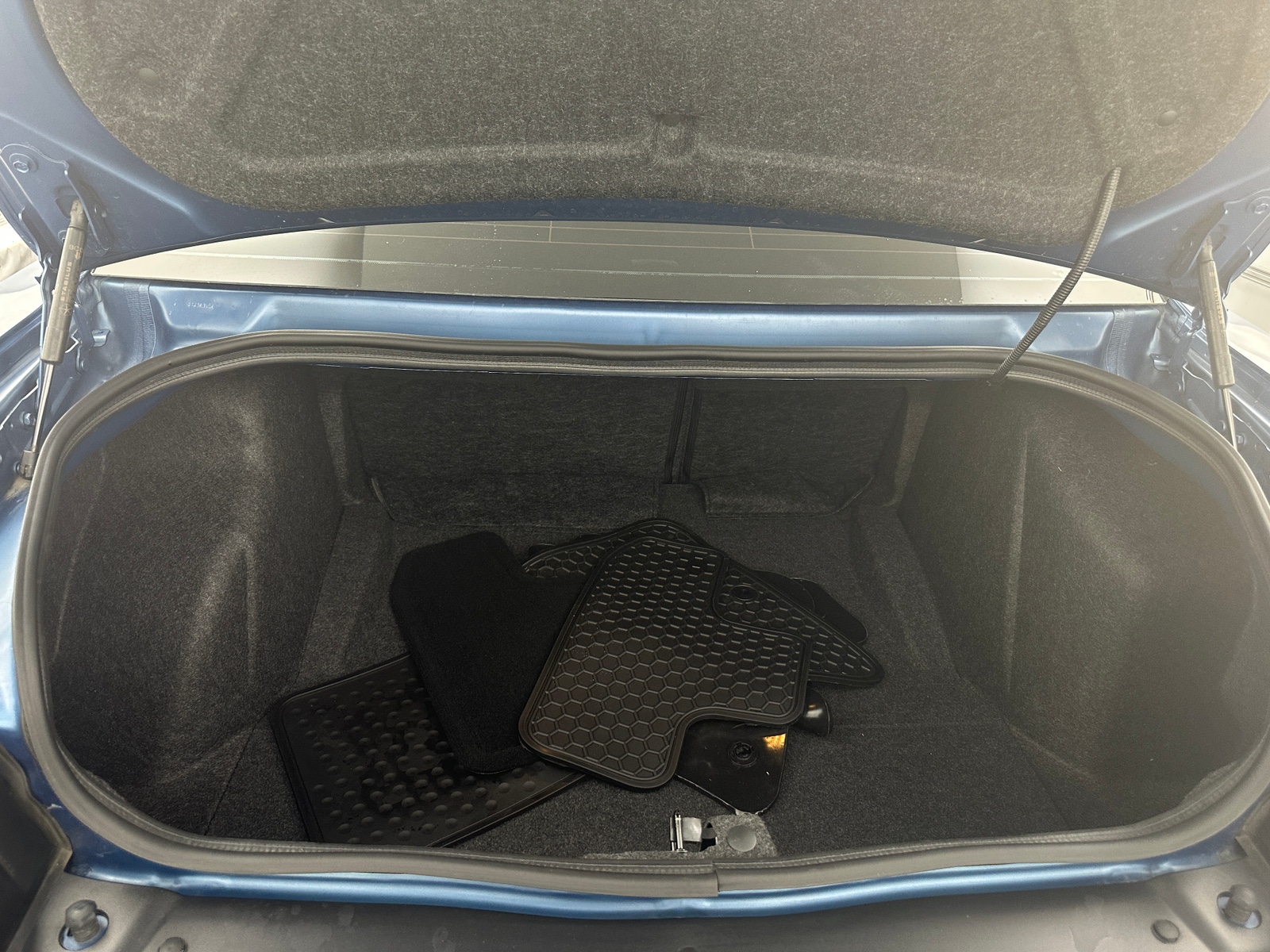 Thumbnail: 2023 Dodge Challenger - 4