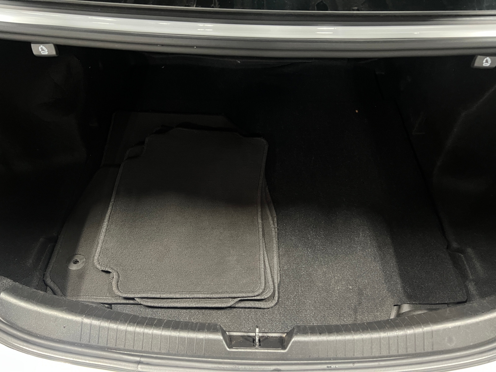 Thumbnail: 2023 Chevrolet Malibu - 7