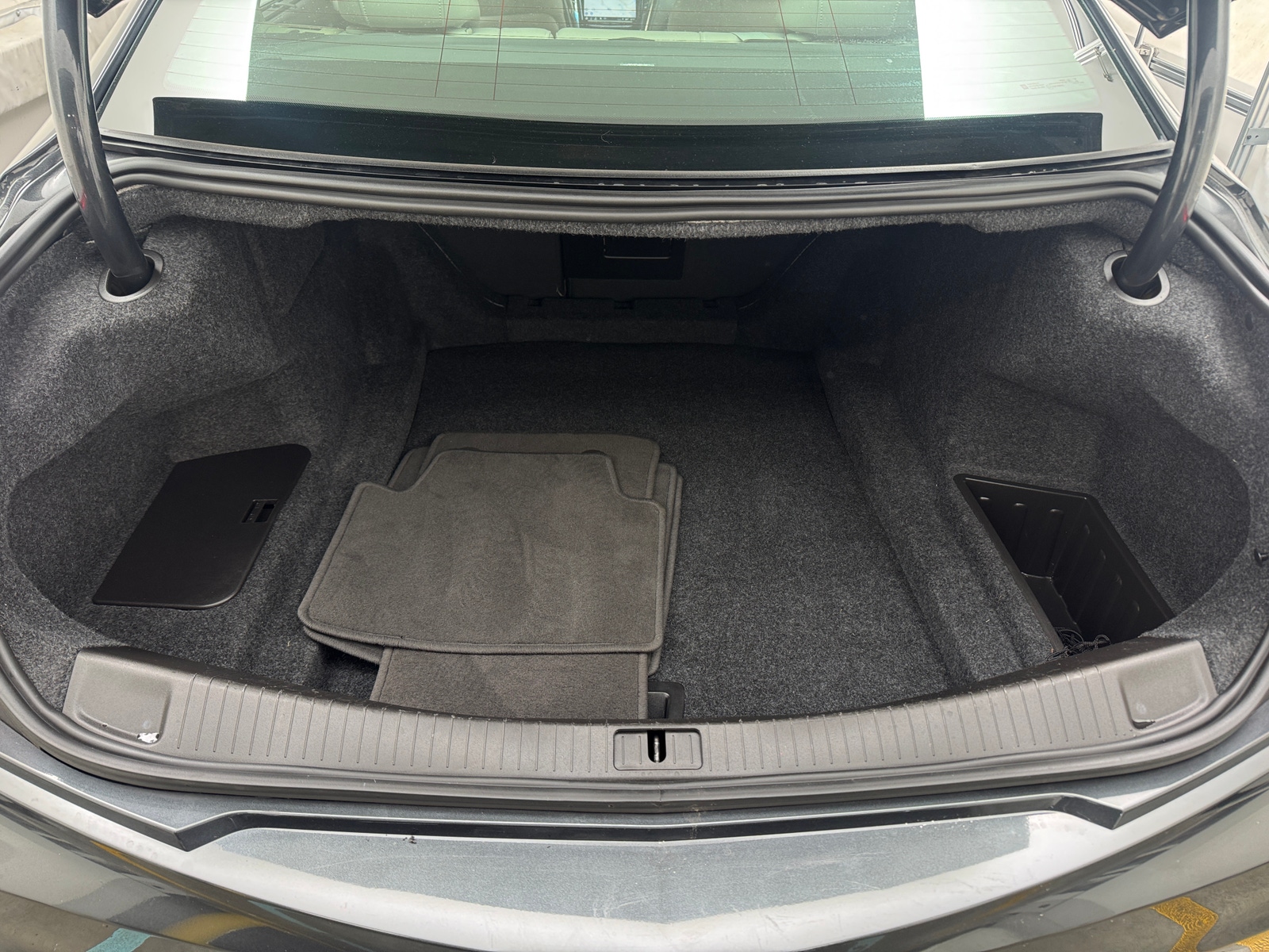 Thumbnail: 2018 Cadillac CTS - 6