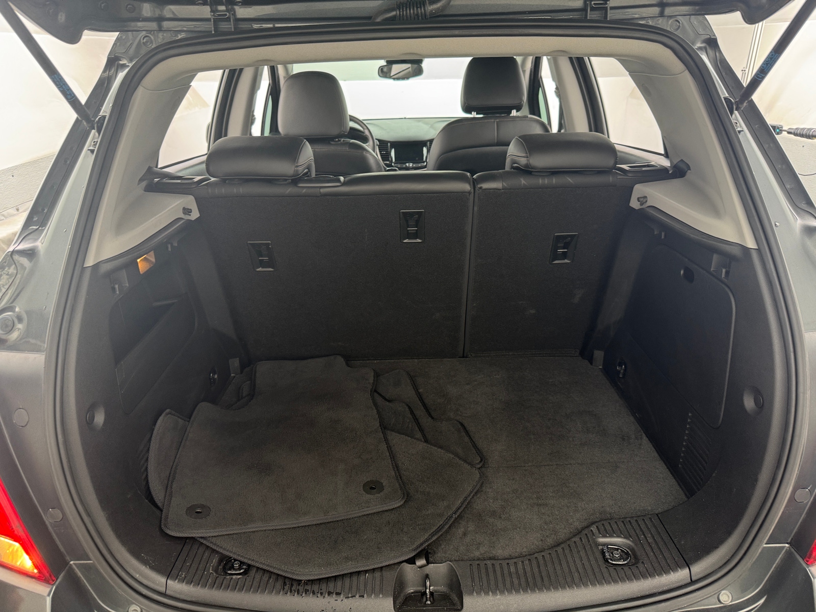 Thumbnail: 2019 Chevrolet Trax - 7