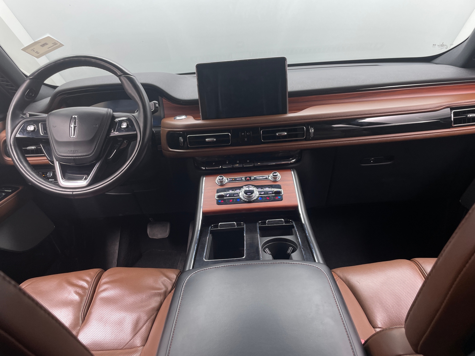 Thumbnail: 2020 Lincoln Aviator - 2