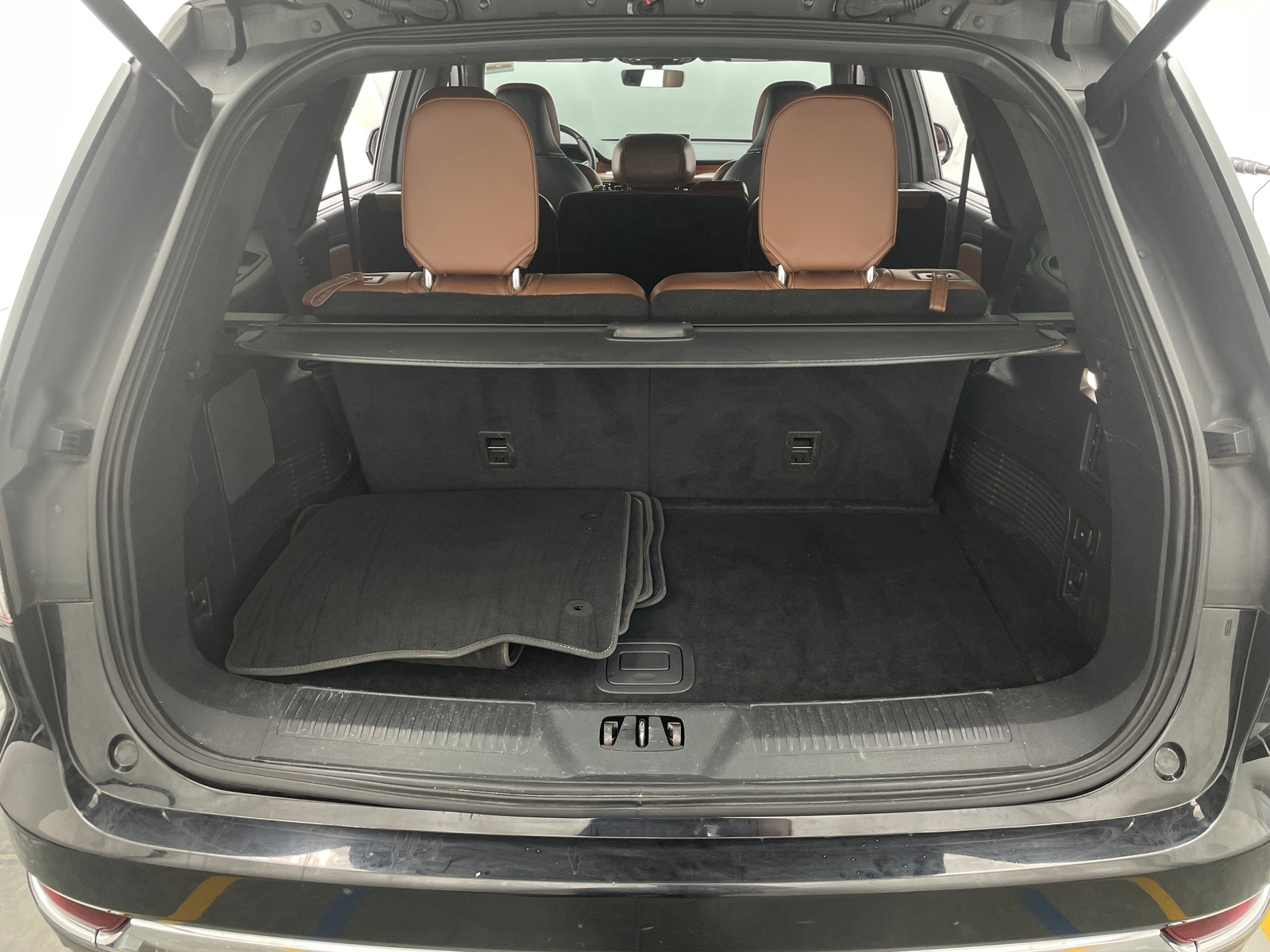 Thumbnail: 2020 Lincoln Aviator - 6