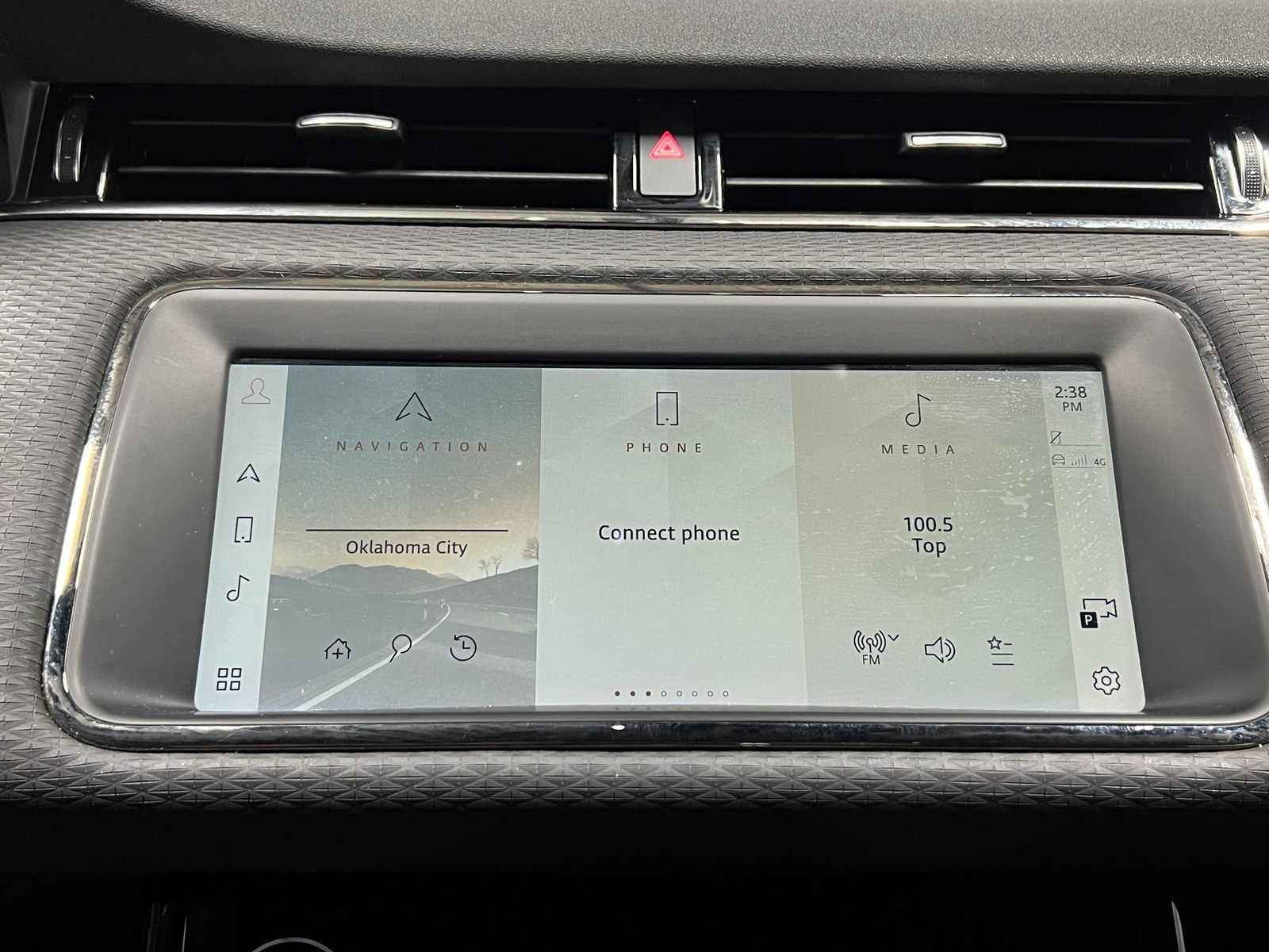 Thumbnail: 2022 Land Rover Range Rover Evoque - 3