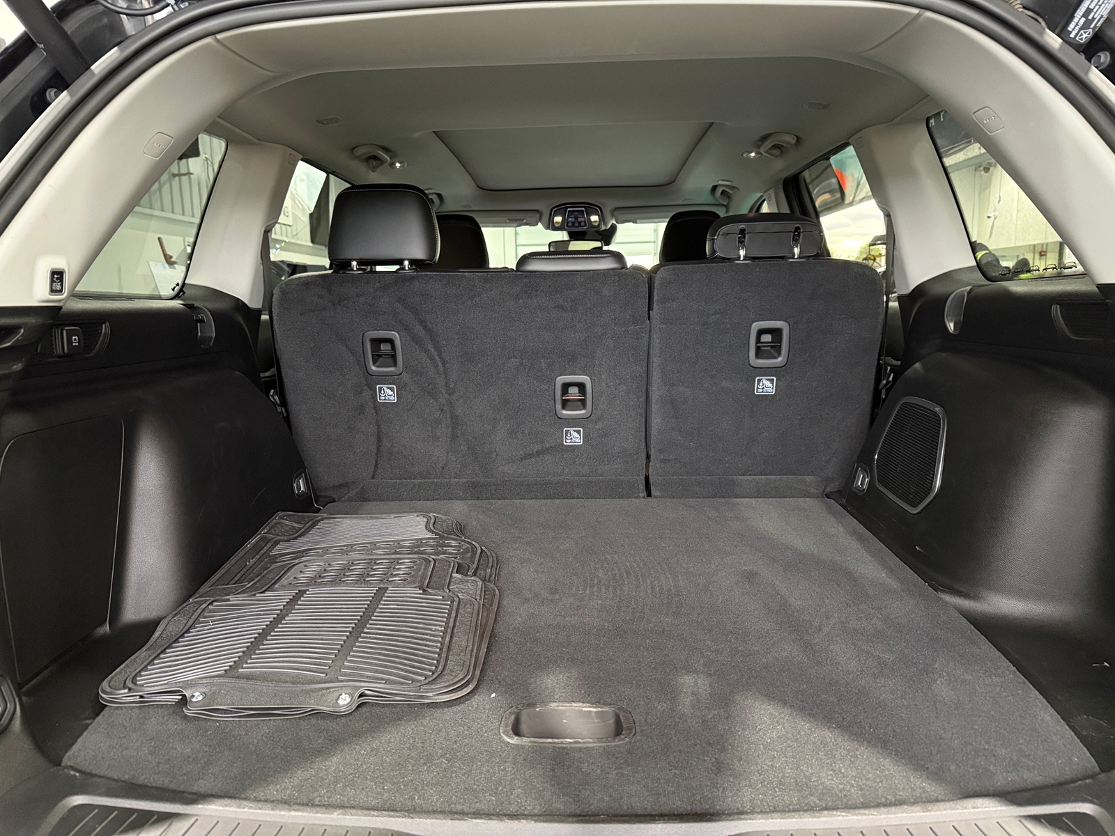 Thumbnail: 2023 Jeep Grand Cherokee - 6