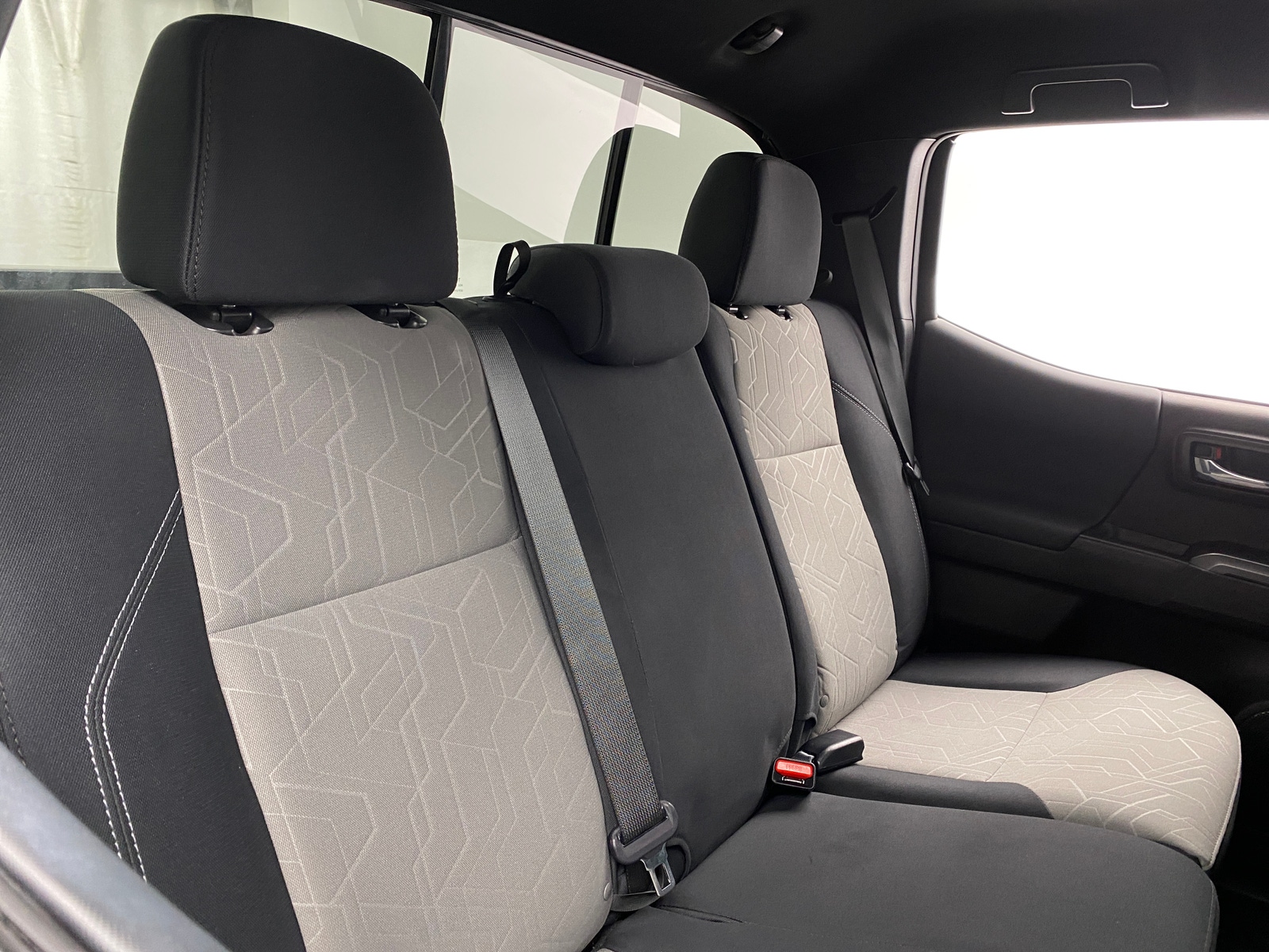 Thumbnail: 2022 Toyota Tacoma - 6