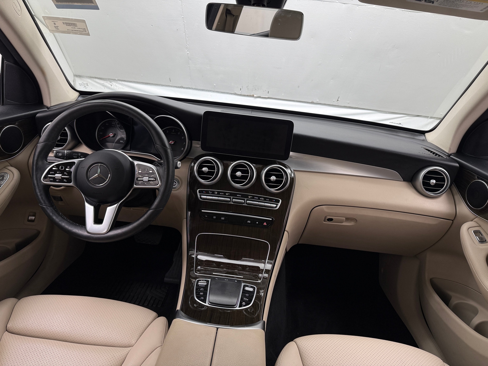 Thumbnail: 2021 Mercedes-Benz GLC - 2