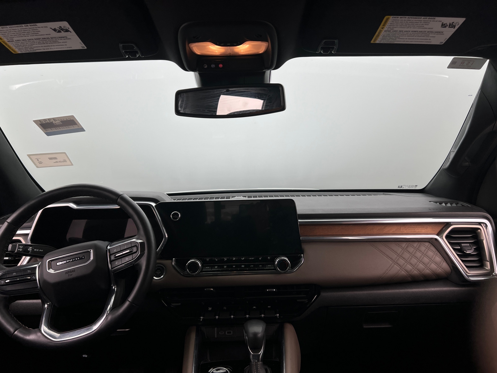 Thumbnail: 2023 GMC Canyon - 2