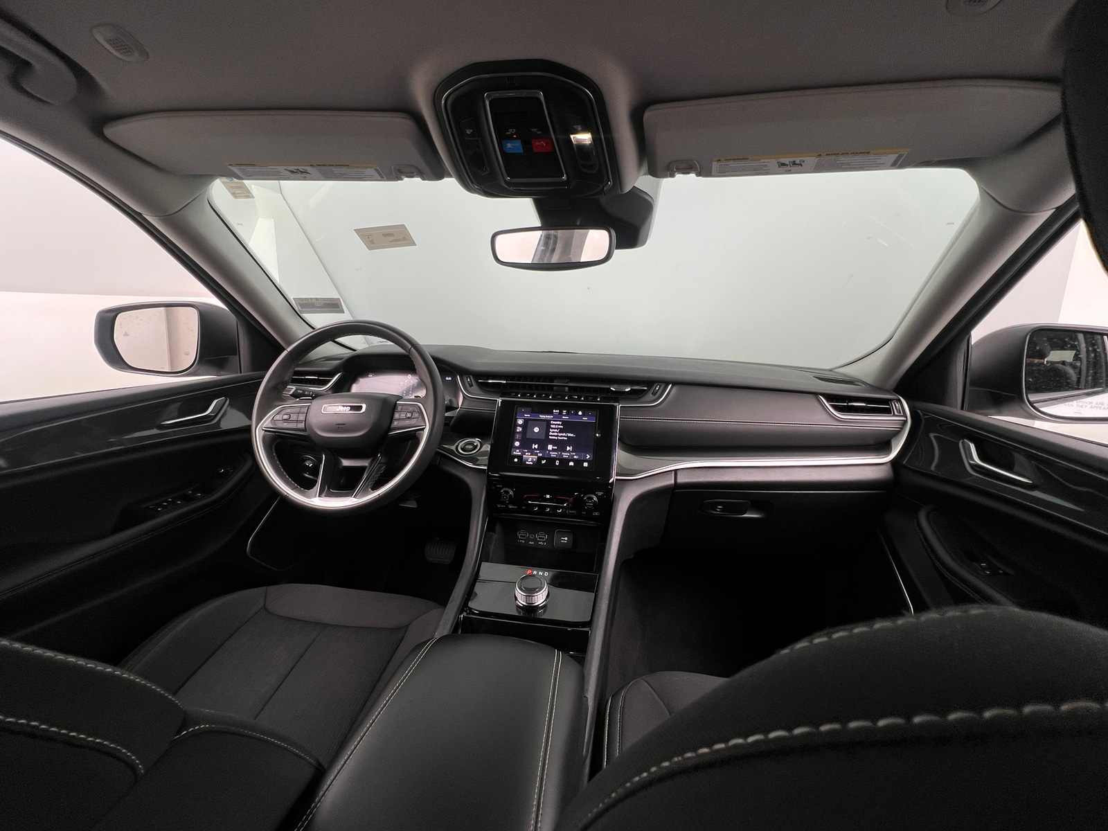 Thumbnail: 2022 Jeep Grand Cherokee L - 3