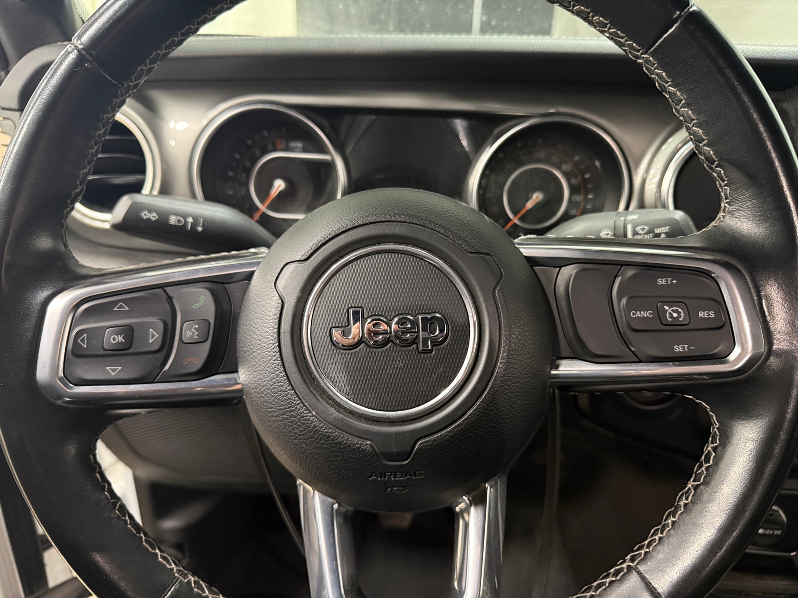 Thumbnail: 2022 Jeep Wrangler - 5