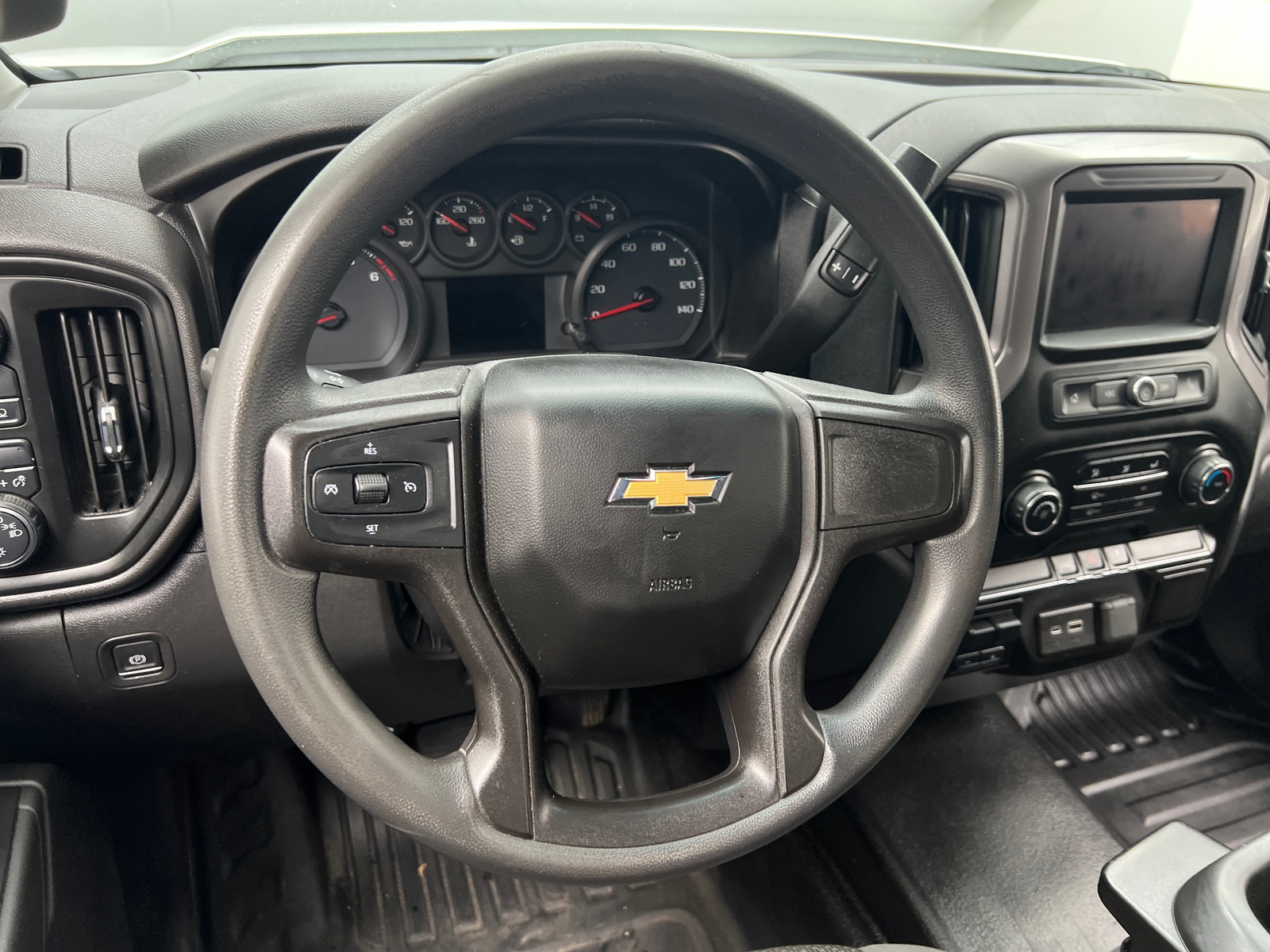 Thumbnail: 2021 Chevrolet Silverado 1500 - 5