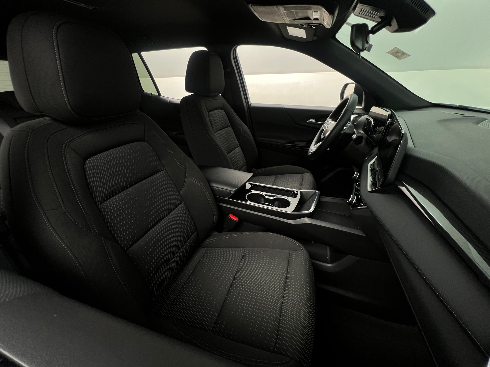 Thumbnail: 2025 Chevrolet Equinox - 2