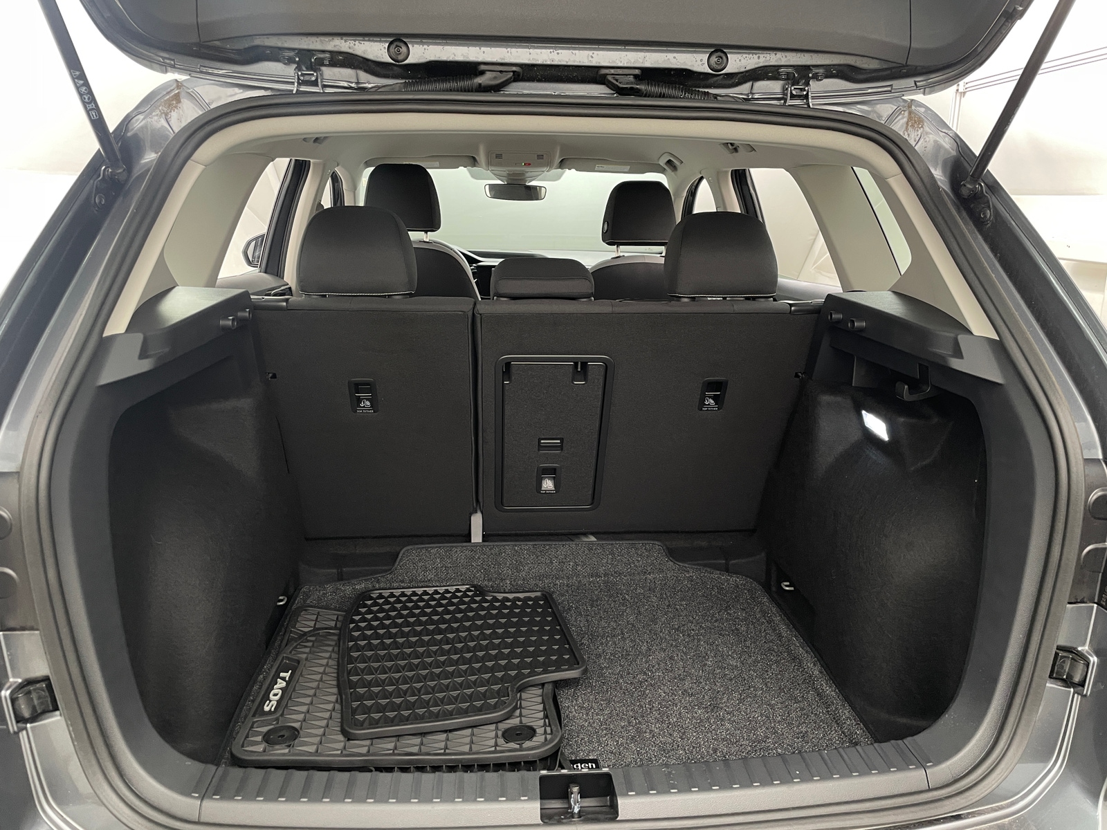 Thumbnail: 2024 Volkswagen Taos - 7