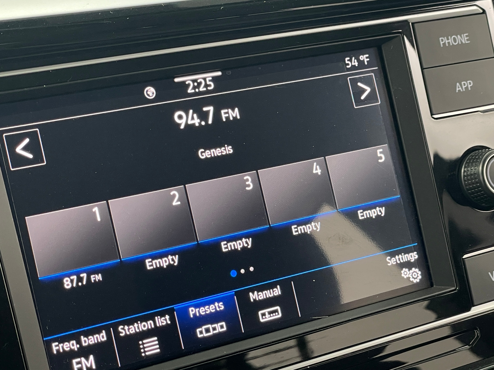 Thumbnail: 2024 Volkswagen Taos - 4