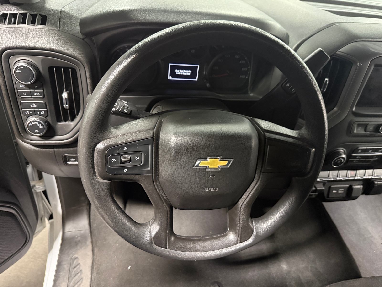 Thumbnail: 2021 Chevrolet Silverado 1500 - 5