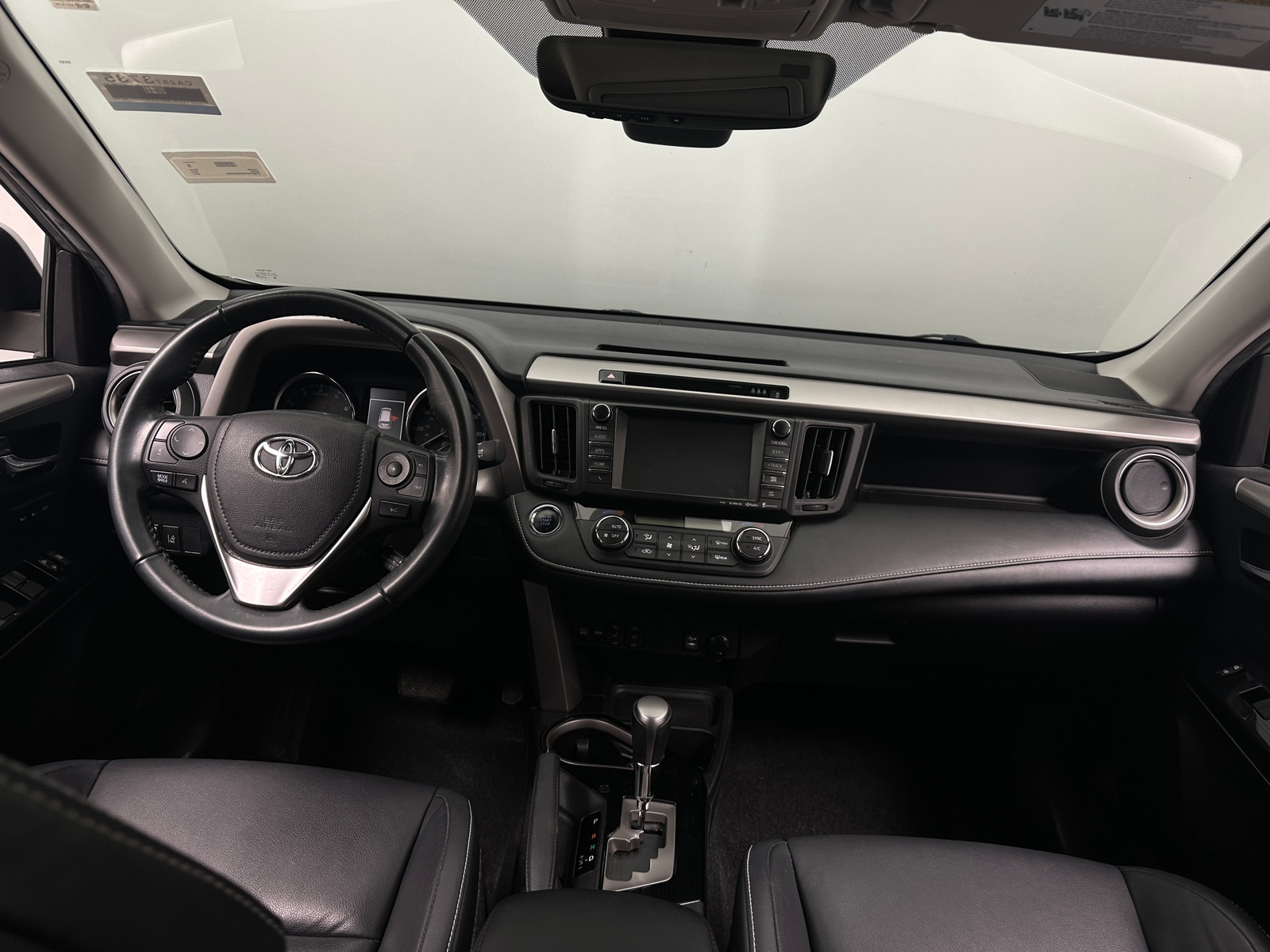 Thumbnail: 2017 Toyota RAV4 - 2