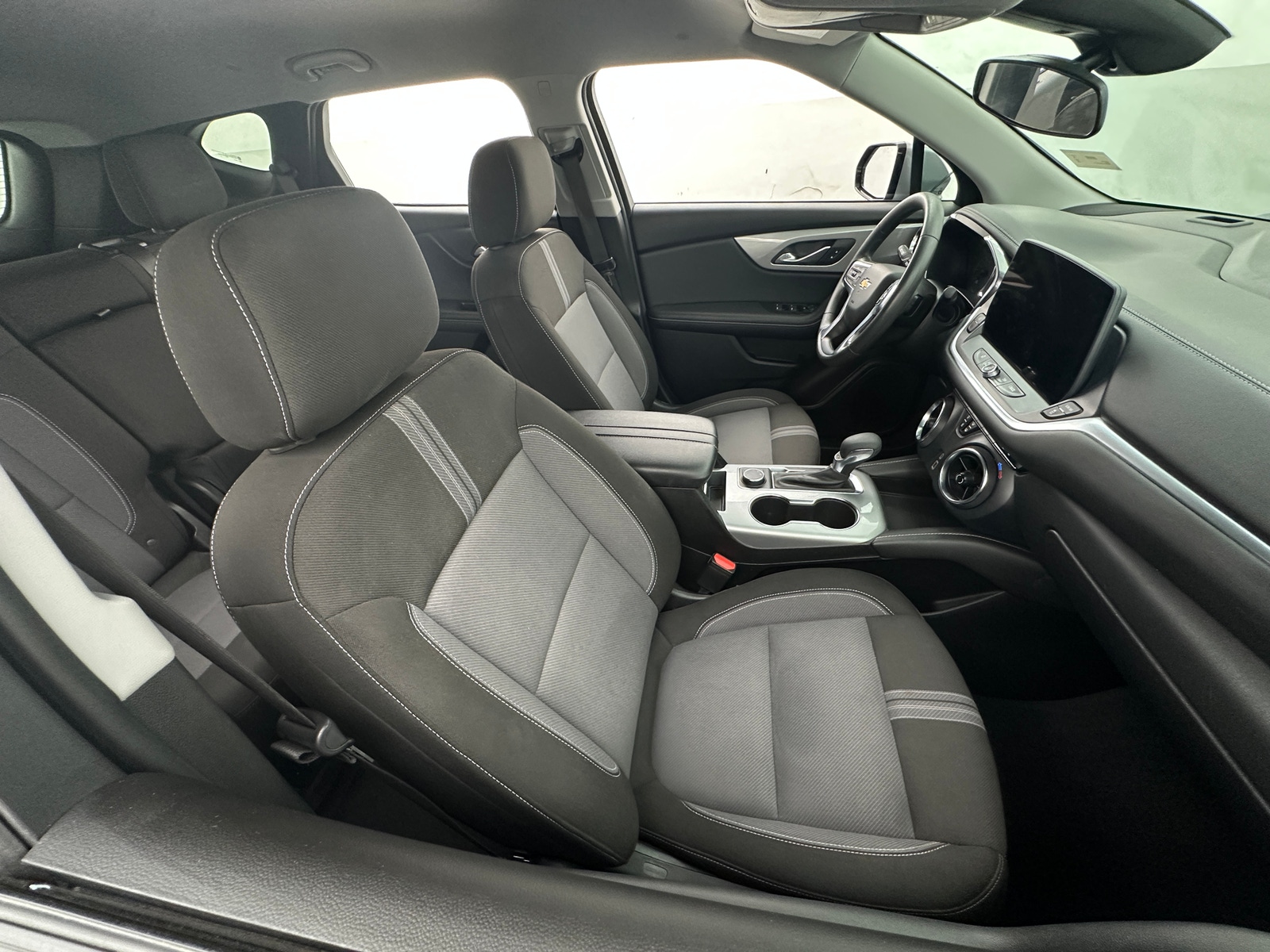 Thumbnail: 2024 Chevrolet Blazer - 2