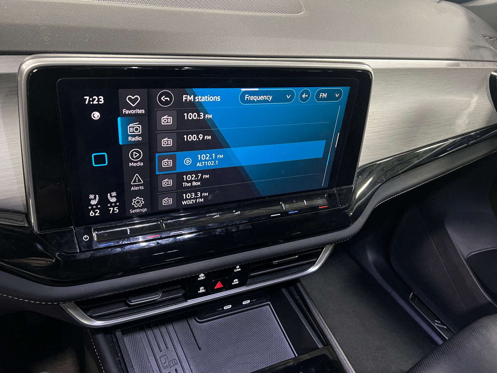 Thumbnail: 2025 Volkswagen Atlas - 3