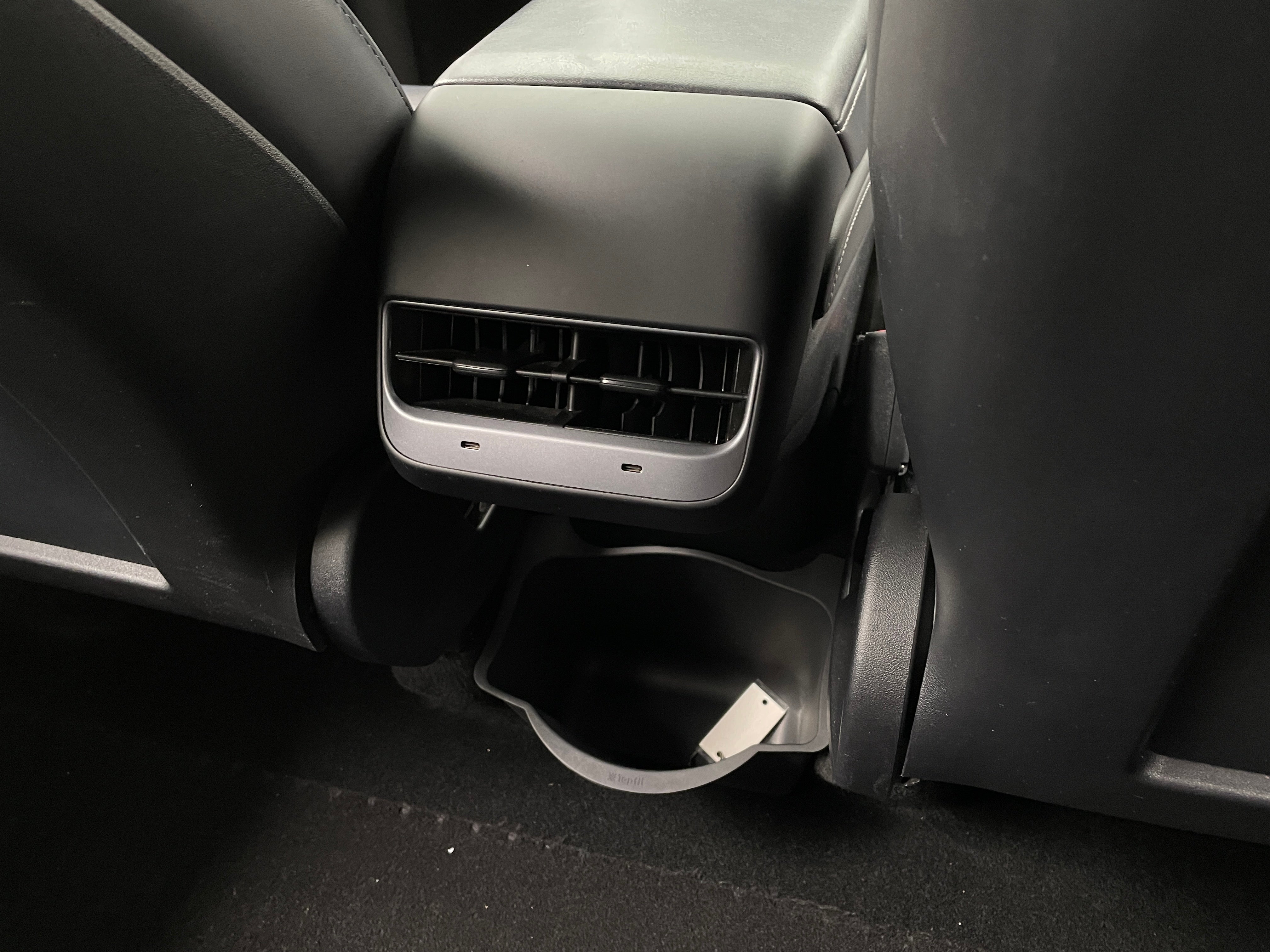 Used 2023 Tesla Model Y Long Range with VIN 7SAYGDEE4PF598098 for sale in Oak Creek, WI