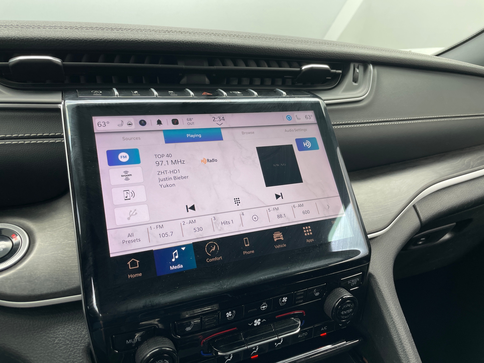 Thumbnail: 2024 Jeep Grand Cherokee L - 3