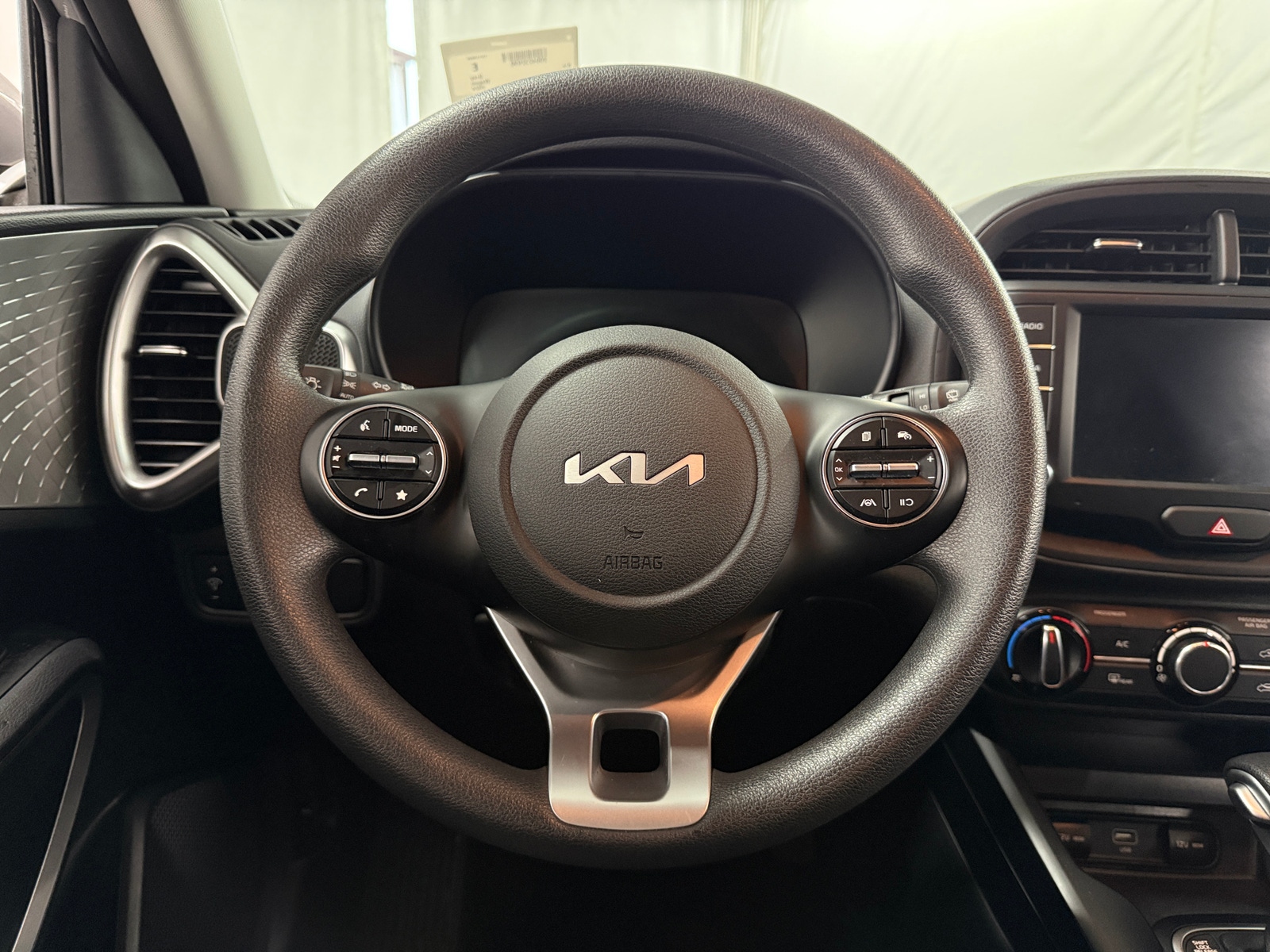 Thumbnail: 2024 Kia Soul - 5