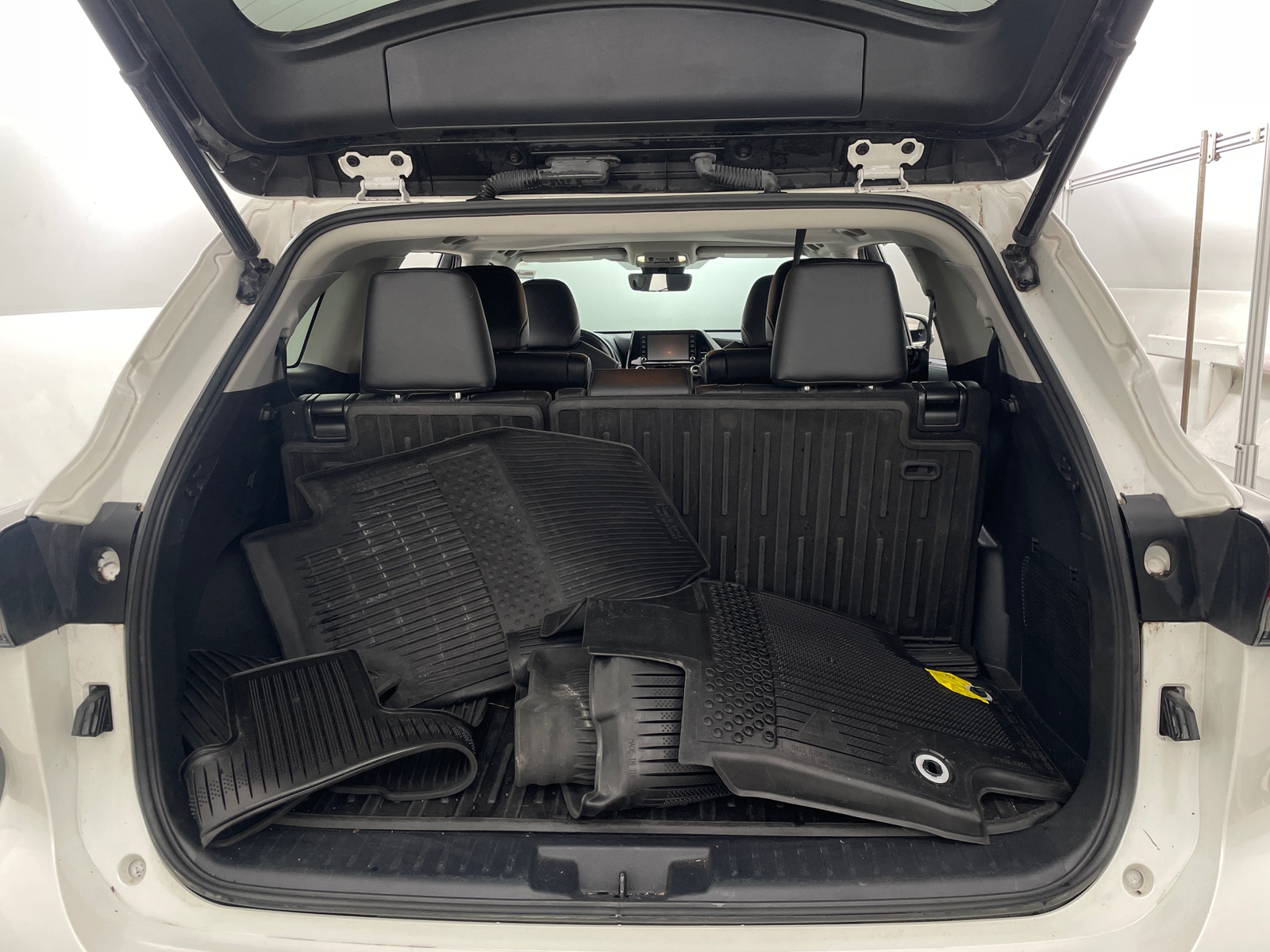 Thumbnail: 2021 Toyota Highlander - 6