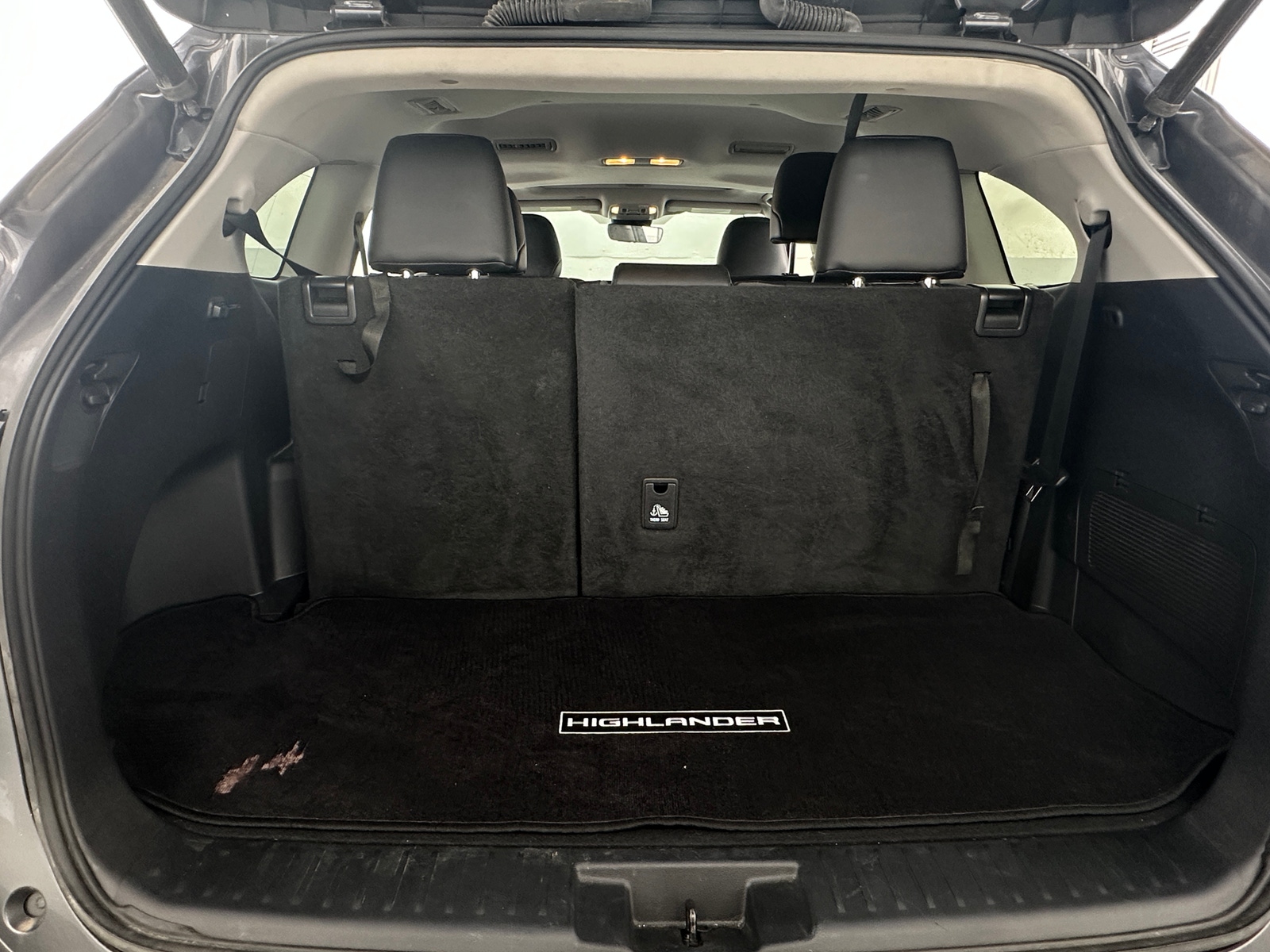 Thumbnail: 2020 Toyota Highlander - 7