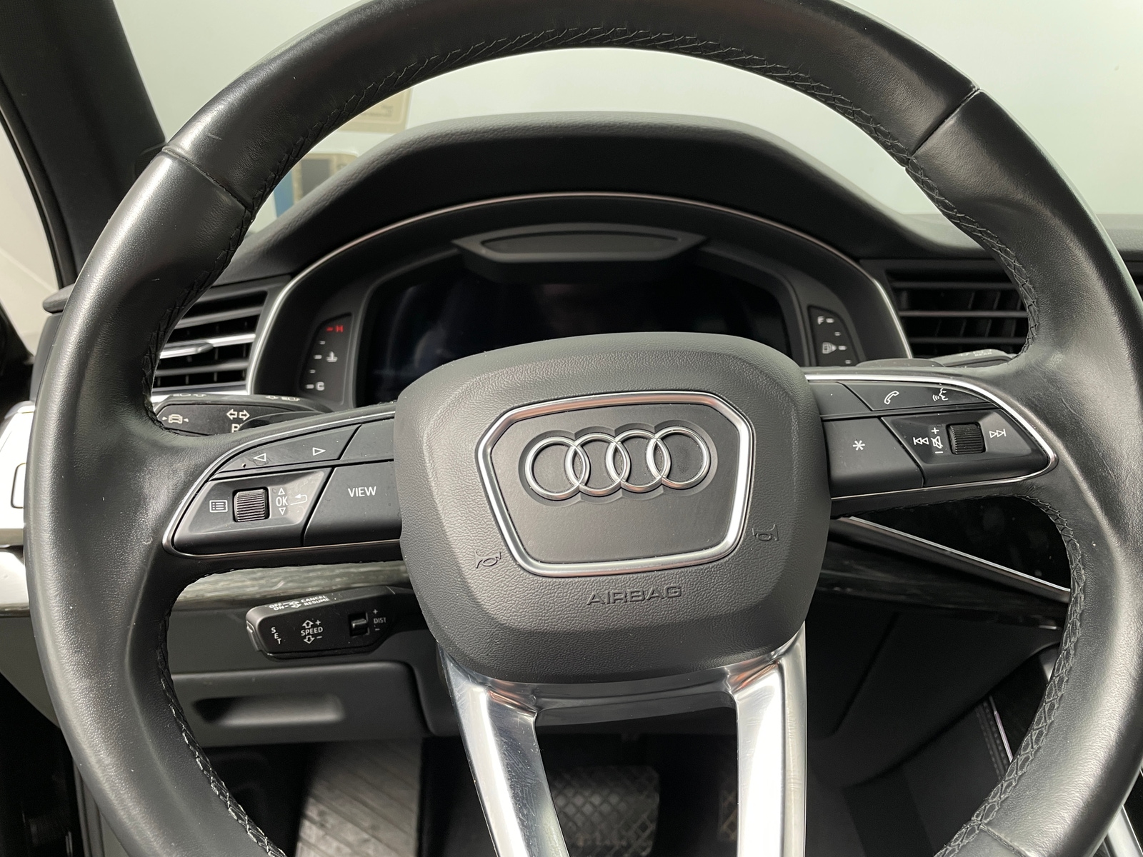 Thumbnail: 2021 Audi Q7 - 4