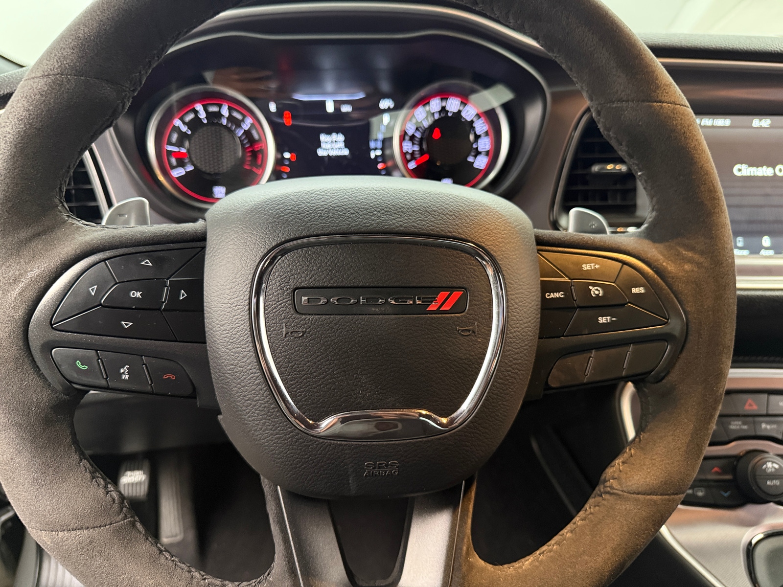 Thumbnail: 2019 Dodge Challenger - 4