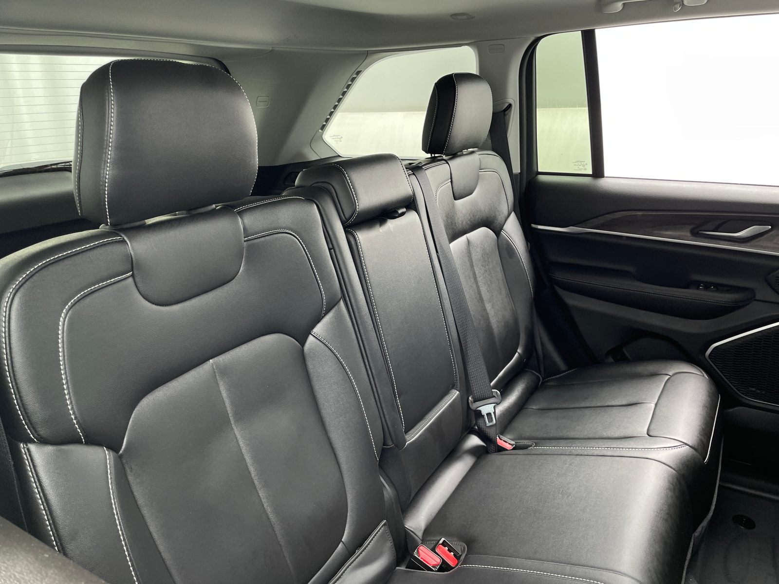 Thumbnail: 2023 Jeep Grand Cherokee - 5