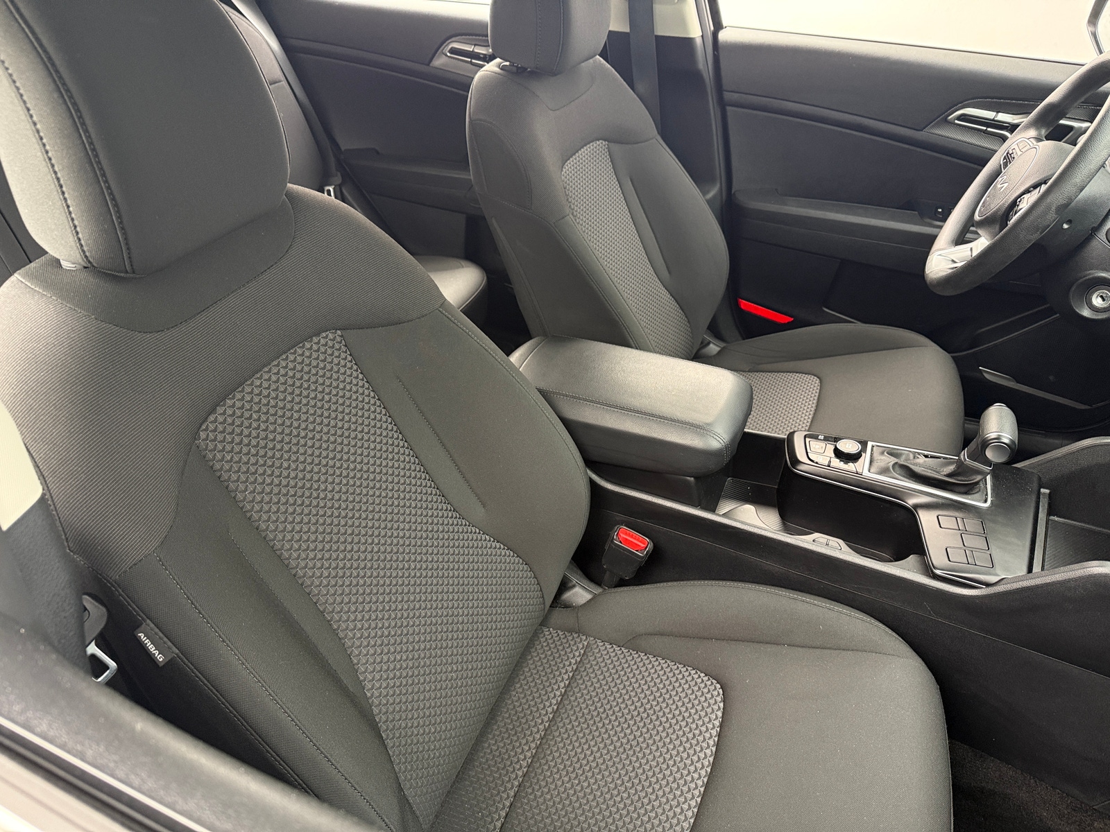 Thumbnail: 2023 Kia Sportage - 2