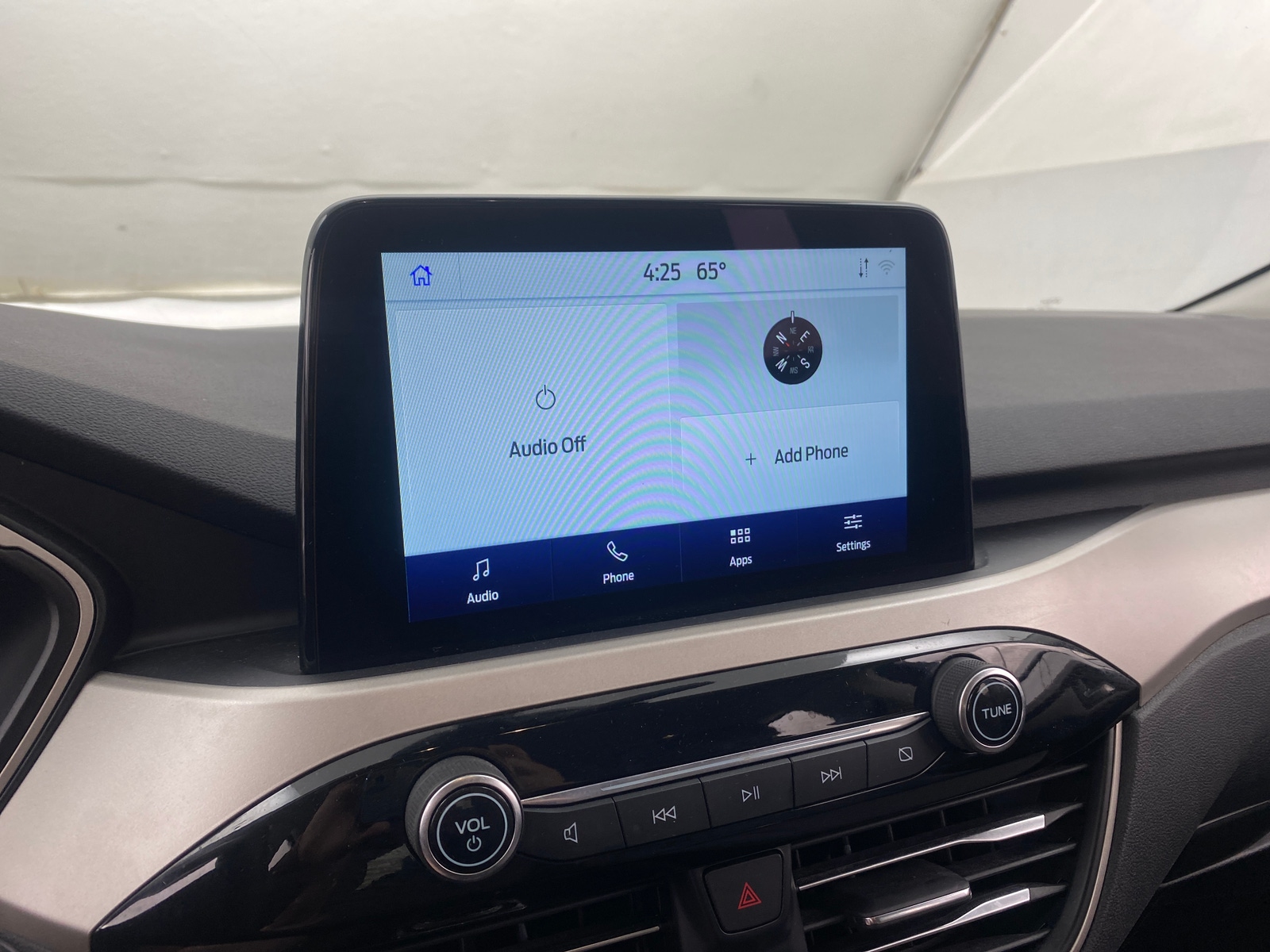 Thumbnail: 2021 Ford Escape - 4