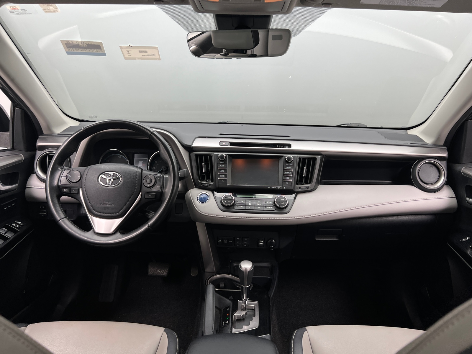 Thumbnail: 2017 Toyota RAV4 - 2